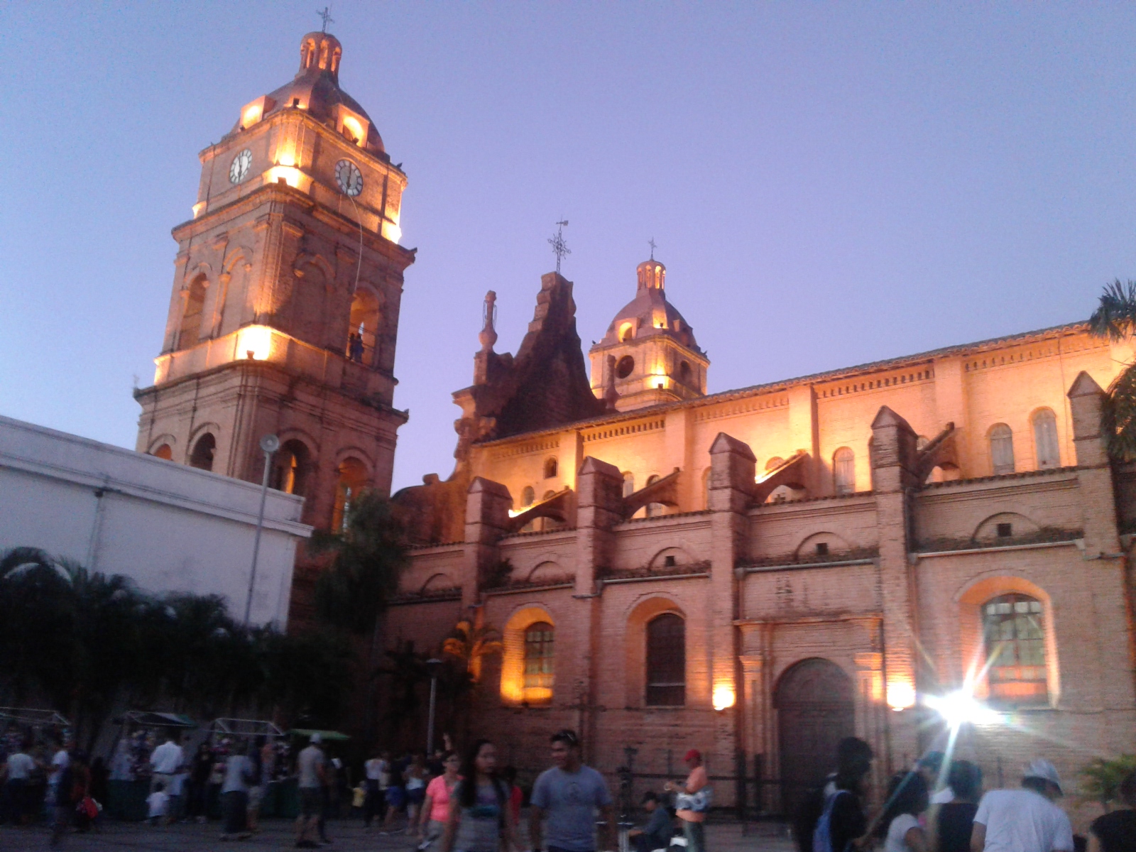 1600x1200 Catedral de Santa Cruz de la Sierra, Basilica Menor de San Lorenzo