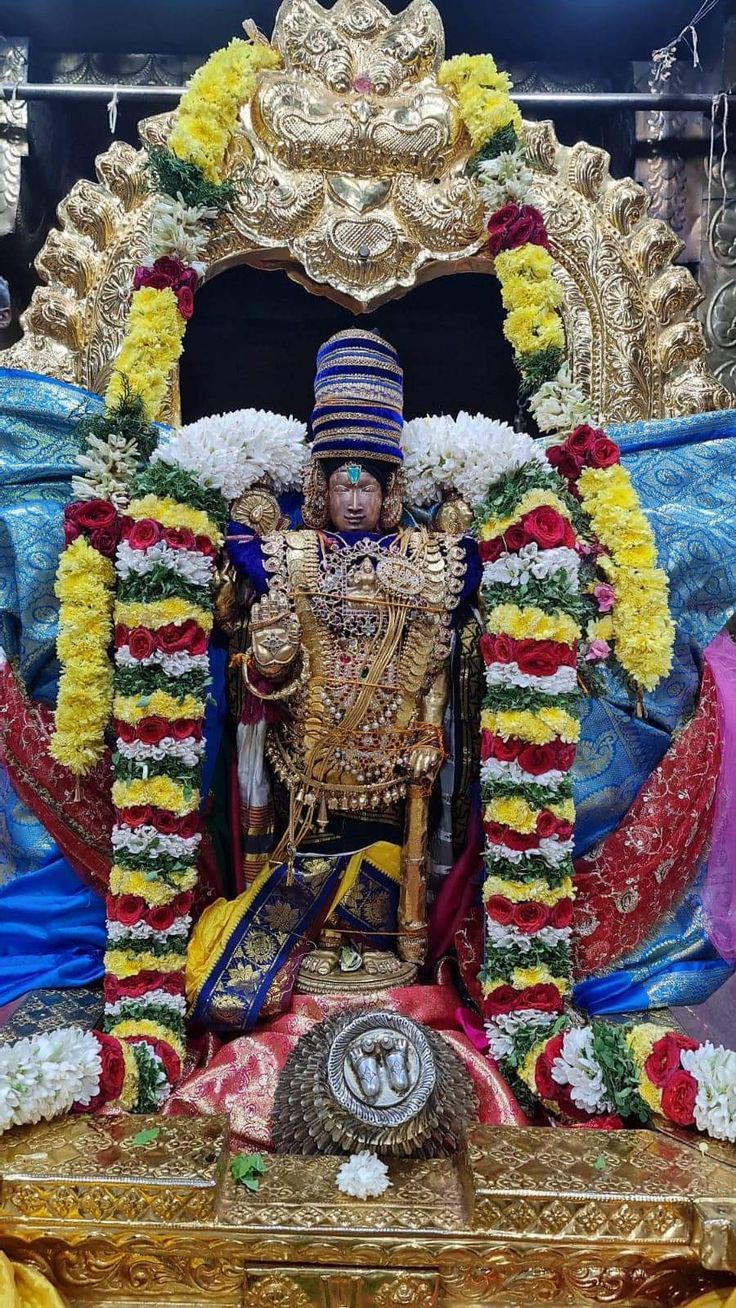 736x1308 Lord Krishna Statue Decorated with Flowers and Garlands. Srirangam ranganathar image, Antarvedi lakshmi narasimha swamy