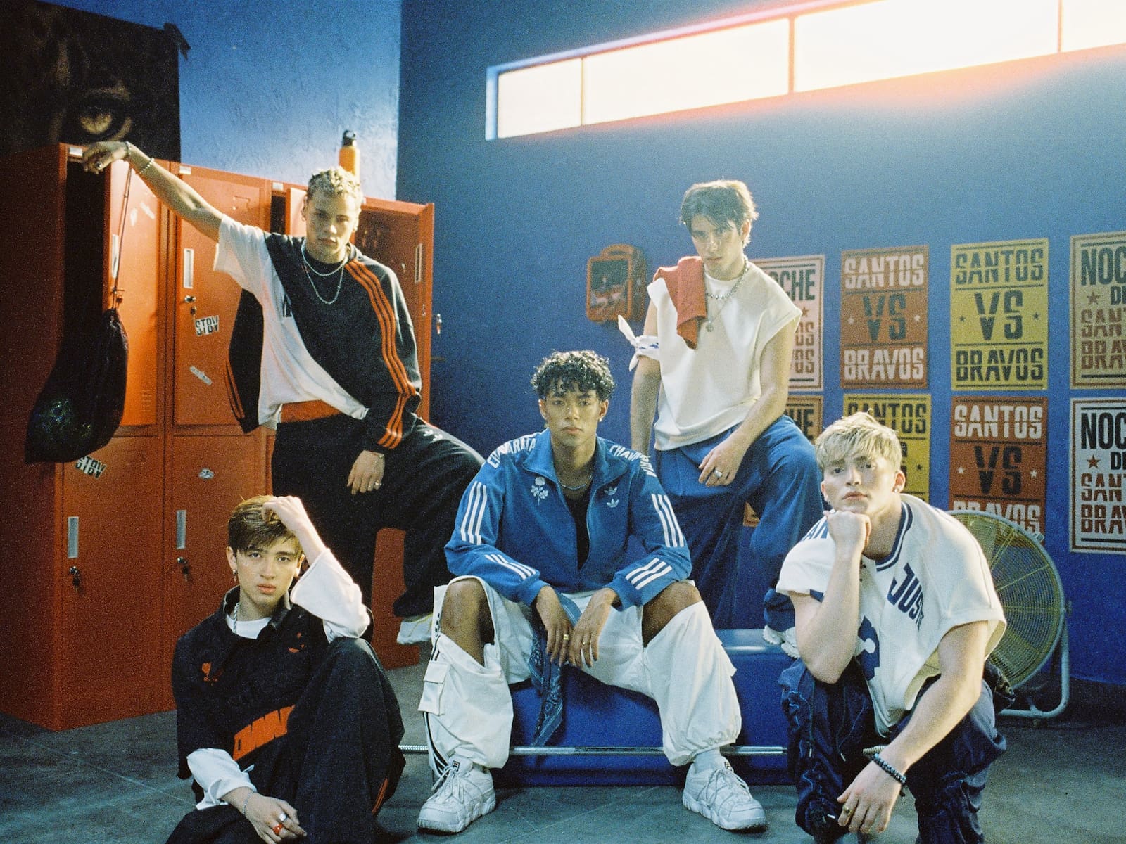 1600x1200 Santos Bravos Son K Pop? La Verdad Detrás De La Boy Band Latina Que Está Conquistando El Mundo