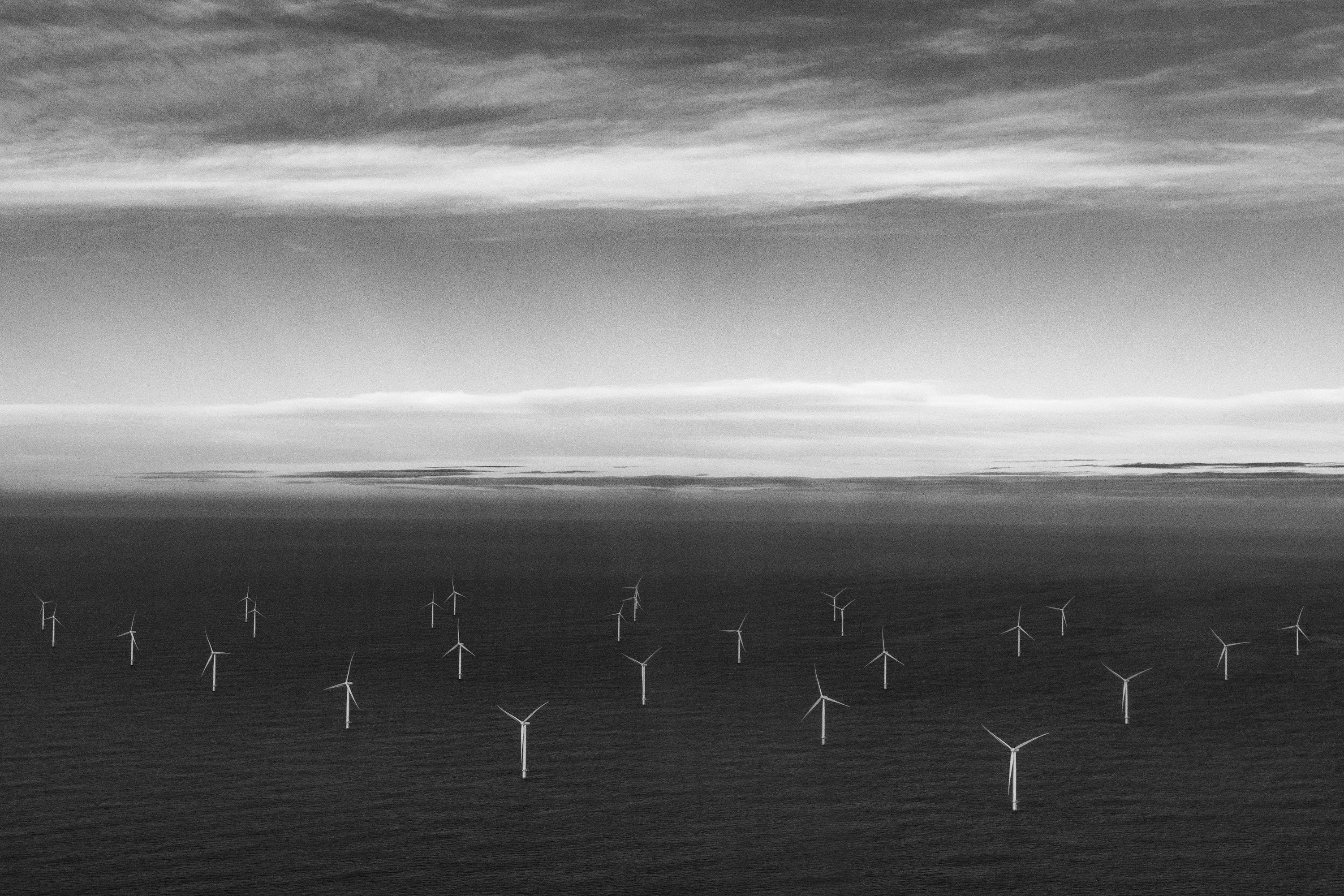 3000x2000 Offshore Wind Picture. Download Free Image