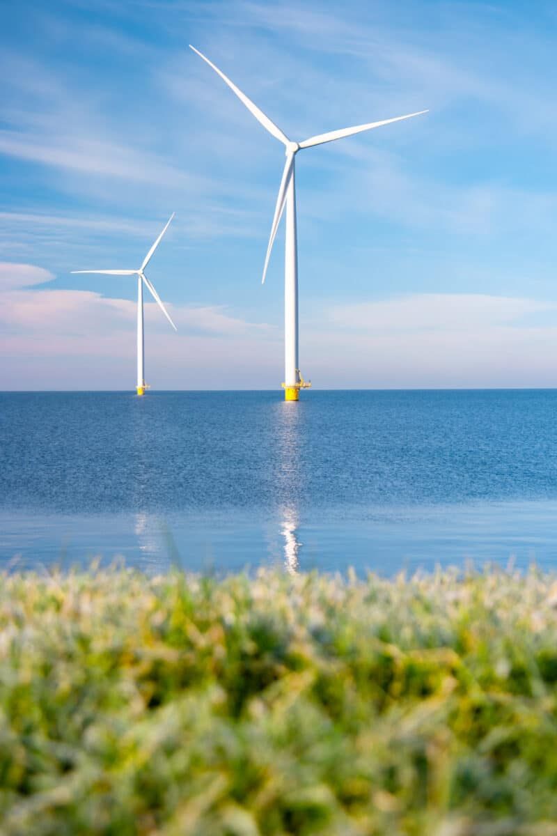 800x1200 Floating Wind Turbines: Offshore Energy Trade Academy