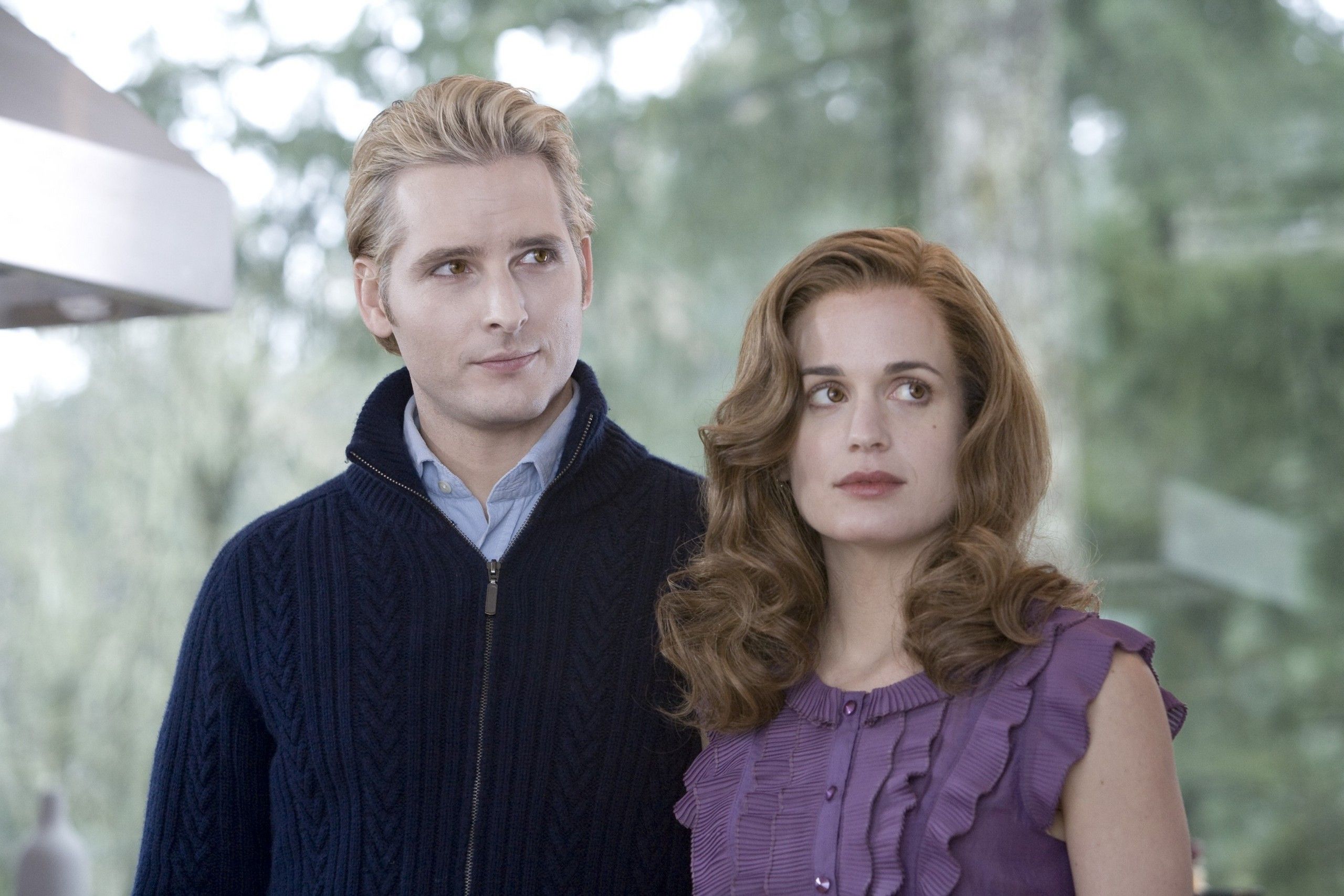 2560x1708 Download Elizabeth Reaser Esme Cullen Peter Facinelli Carlisle Cullen Movie Twilight (Movie) Twilight HD Wallpaperx1708