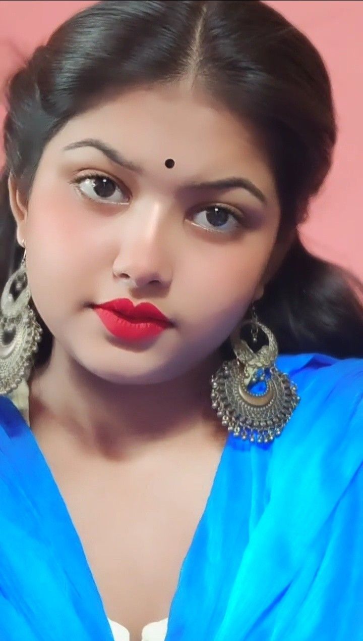 720x1269 Nidhi jha image. Bhojpuri wallpaper hd, Narajgi photo, Beautiful indian actress