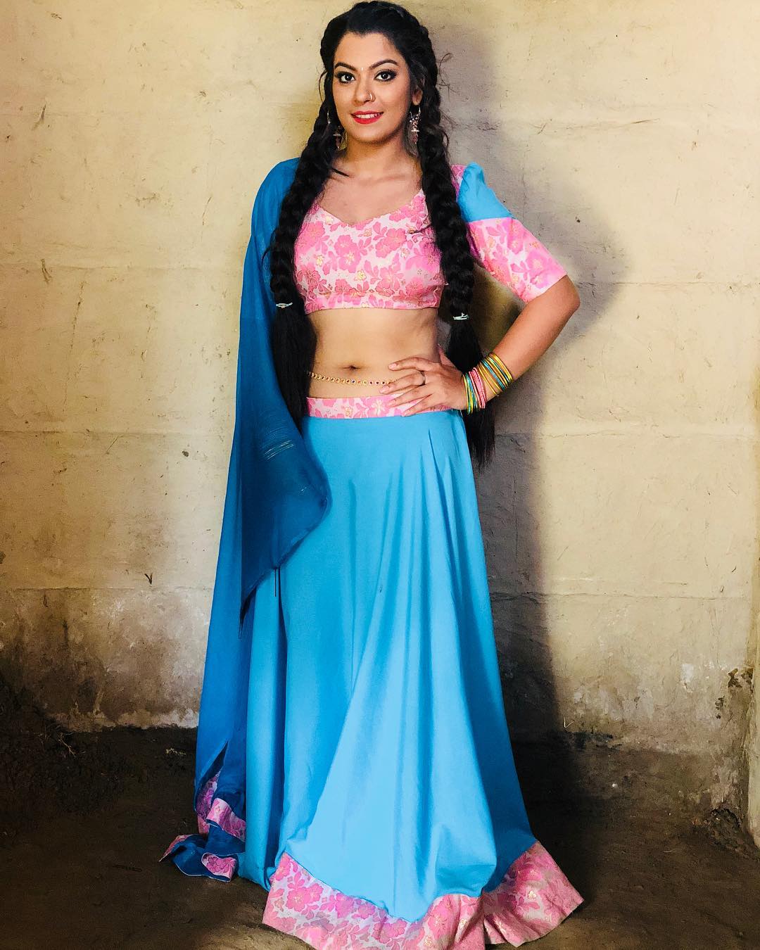 1080x1350 Nidhi Jha HD Wallpaper: Latest Nidhi Jha Hot Photo, Image, Picture
