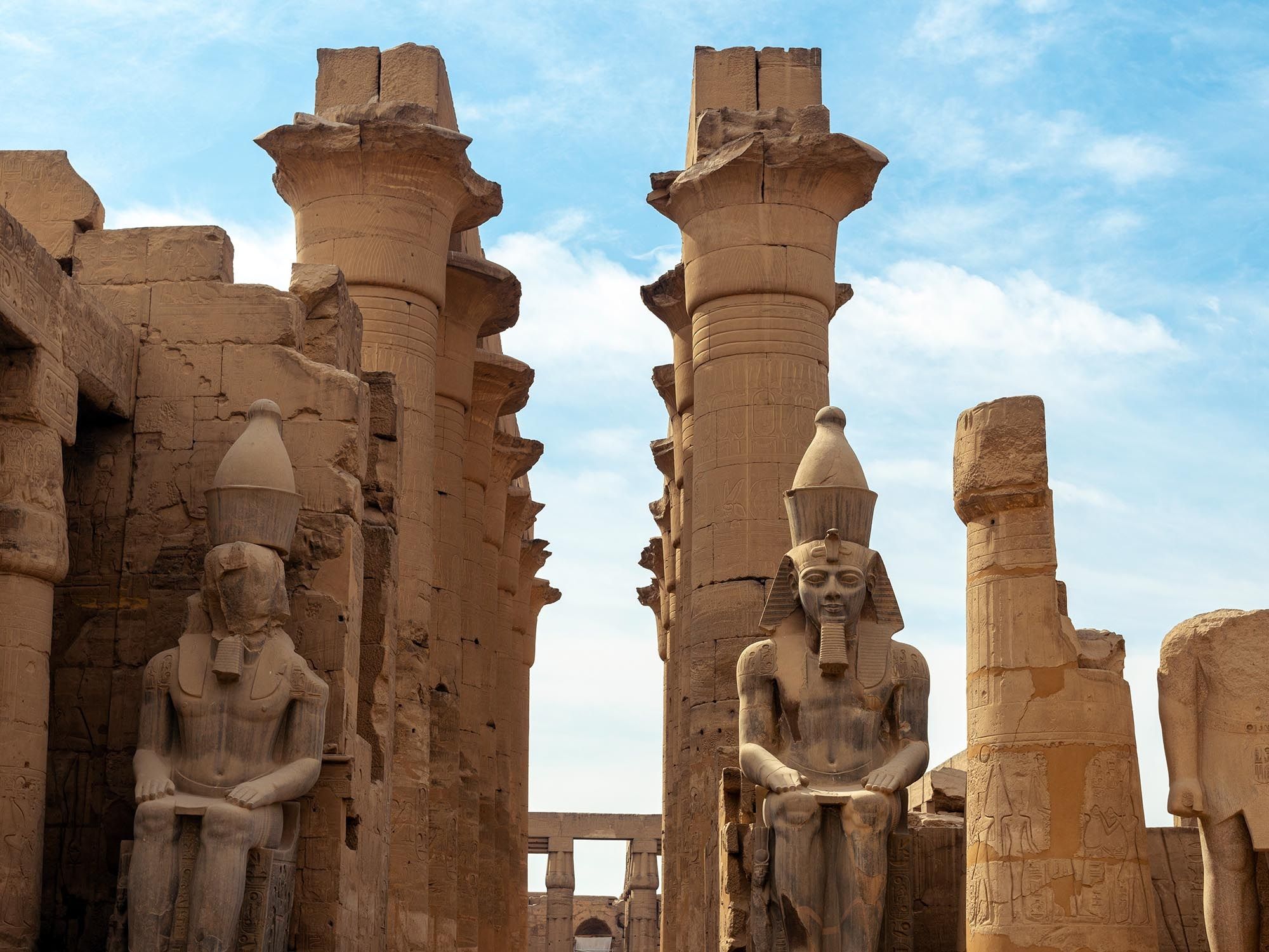 2000x1500 Luxor Temple (Egypt) Wallpaper