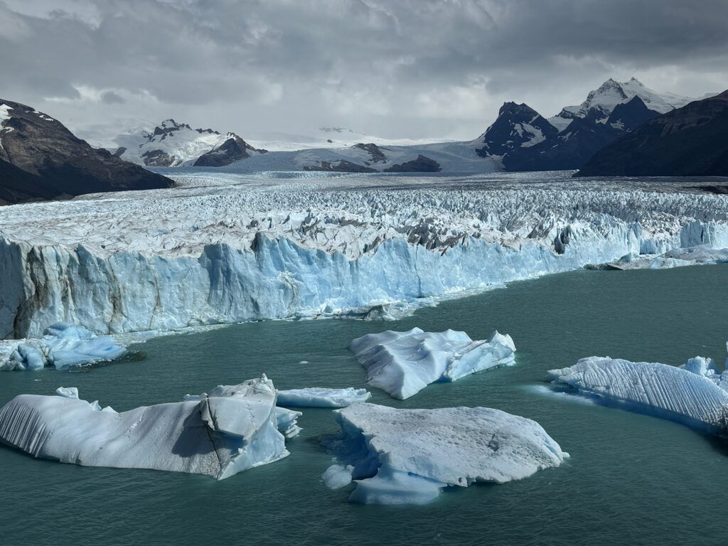 1024x768 Dazzle your senses with a trip to Argentina's Perito Moreno Glacier Prime Time