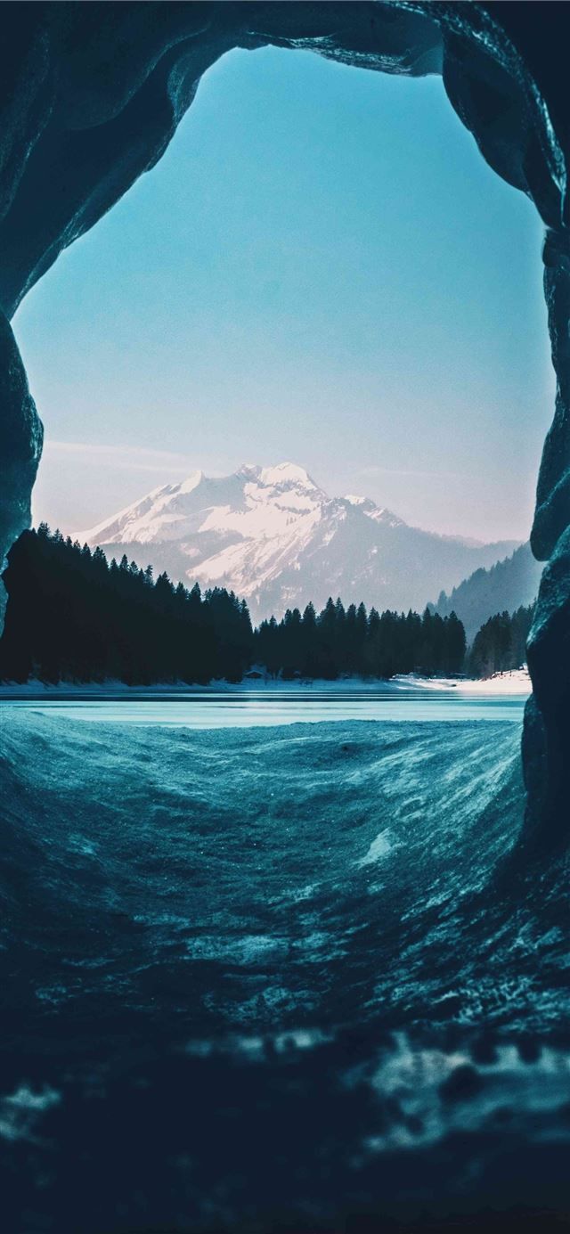 640x1385 Perito Moreno Glacier iPhone X Wallpaper Free Download