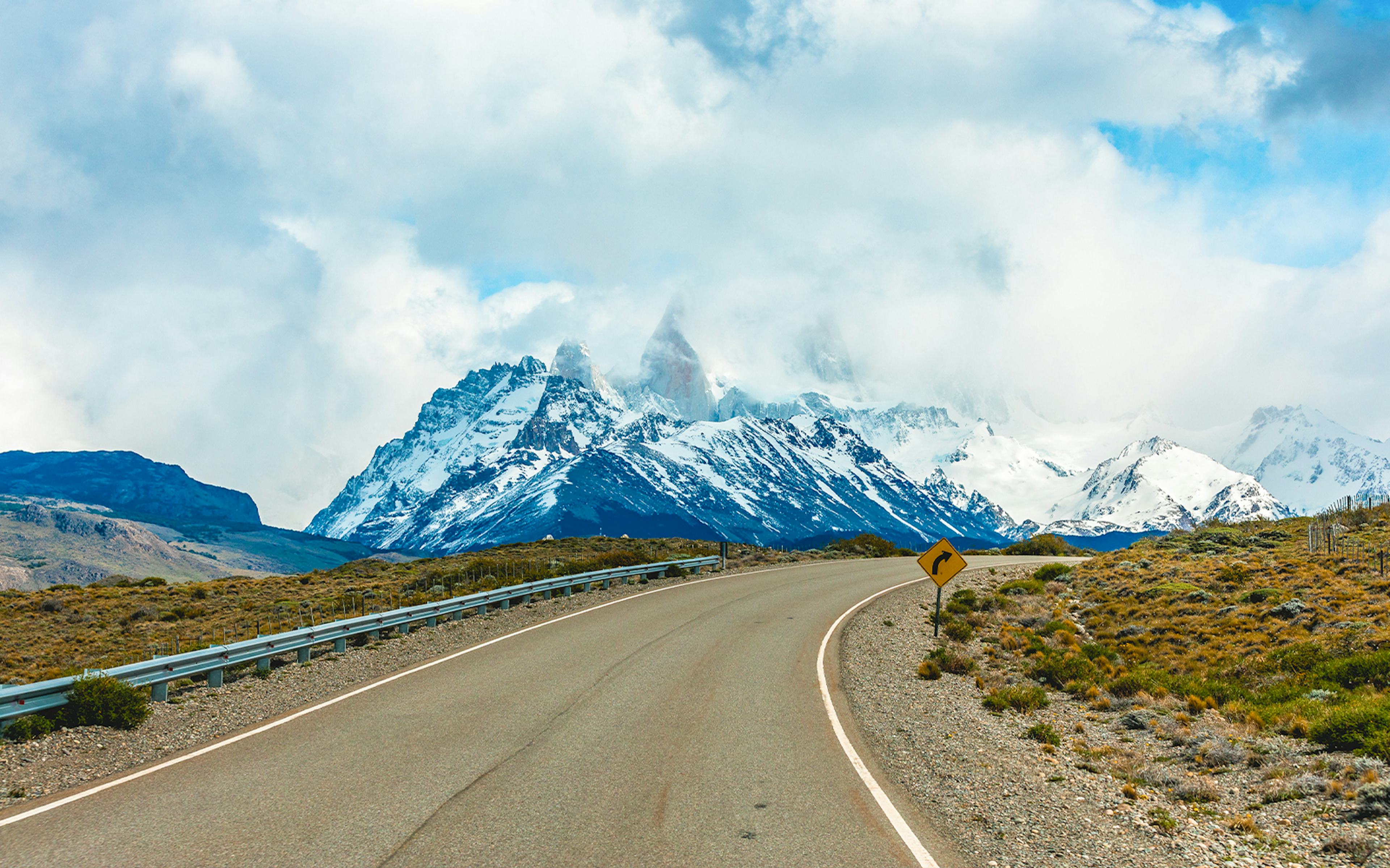 3840x2400 Perito Moreno Glacier Tour. Boardwalks, Cruises & Treks