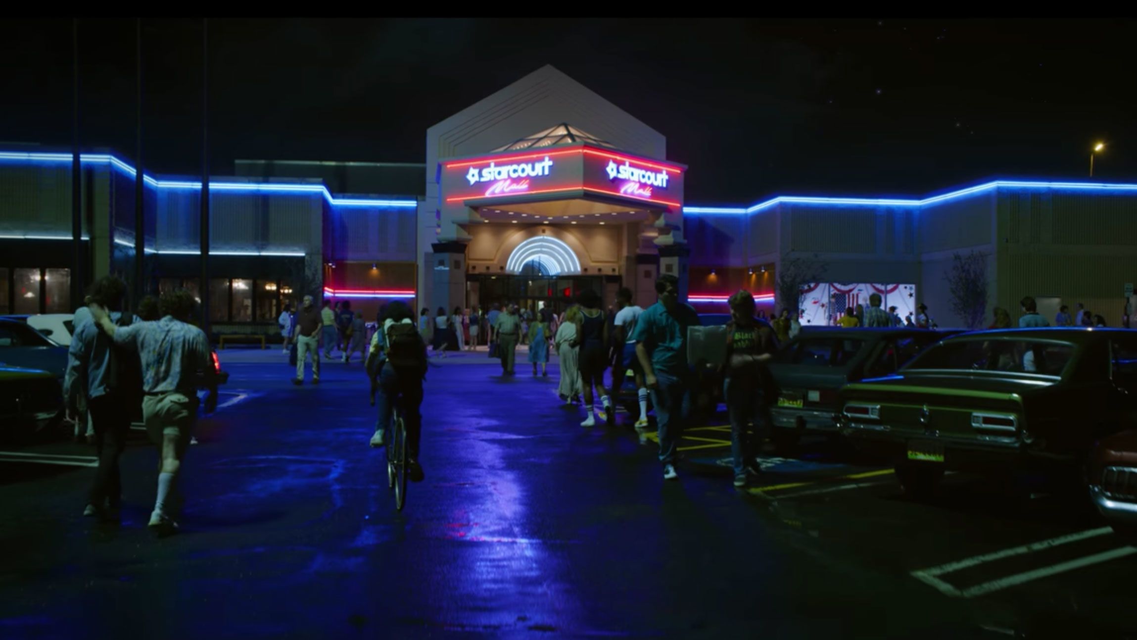 2298x1293 That mall featured in the third season of 'Stranger Things' is up