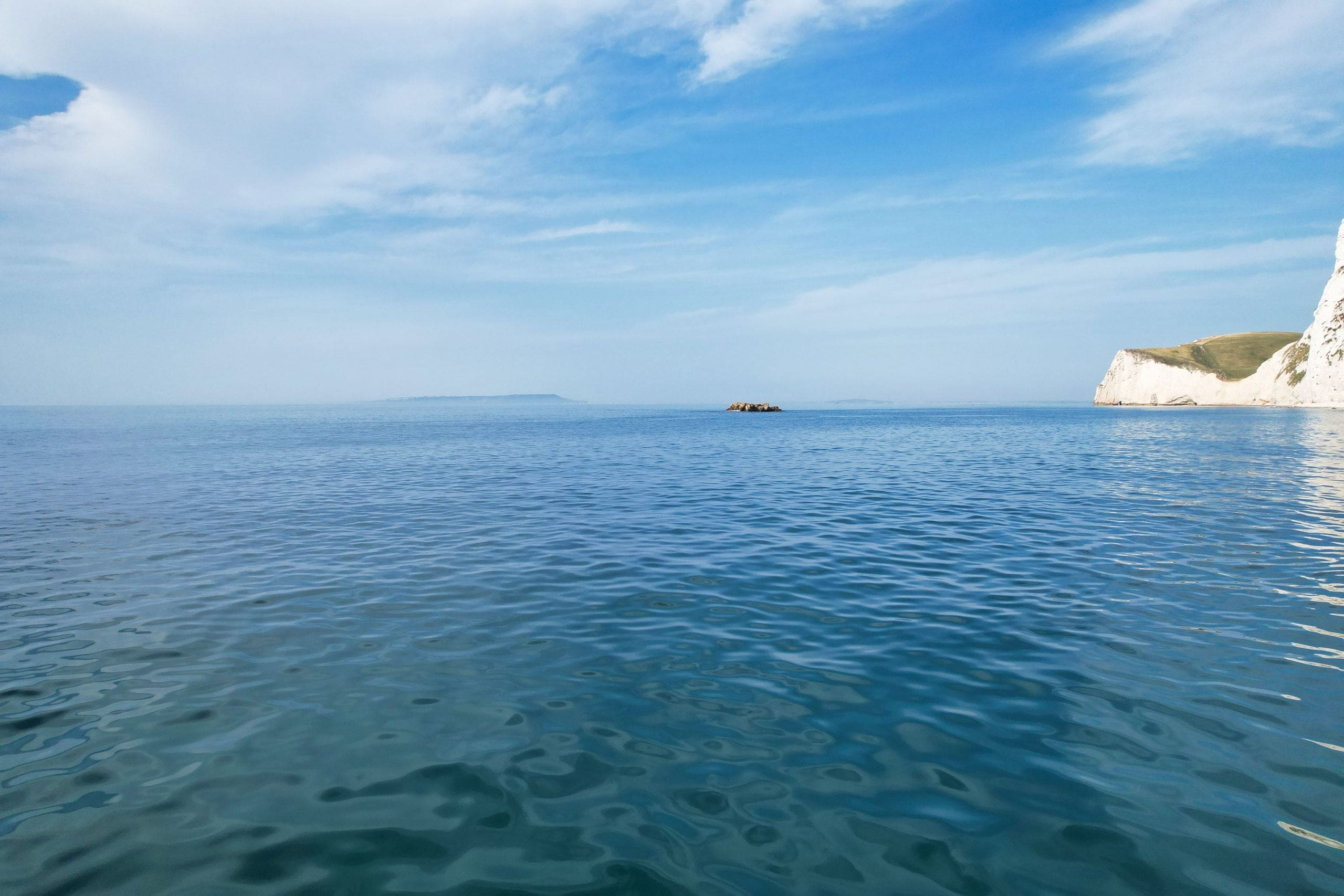 2560x1707 AtoN systems for navigating the UK's coastal waters