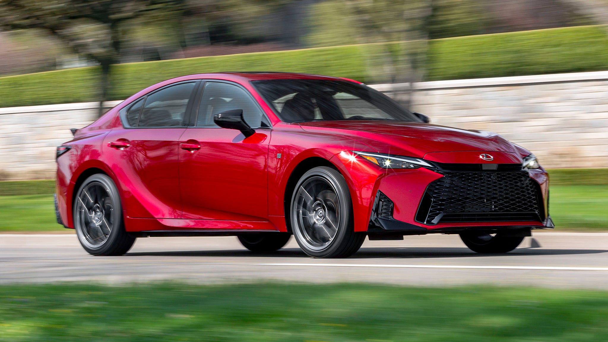 2048x1152 Lexus IS350 First Test: Old School Charm, Modern Limits