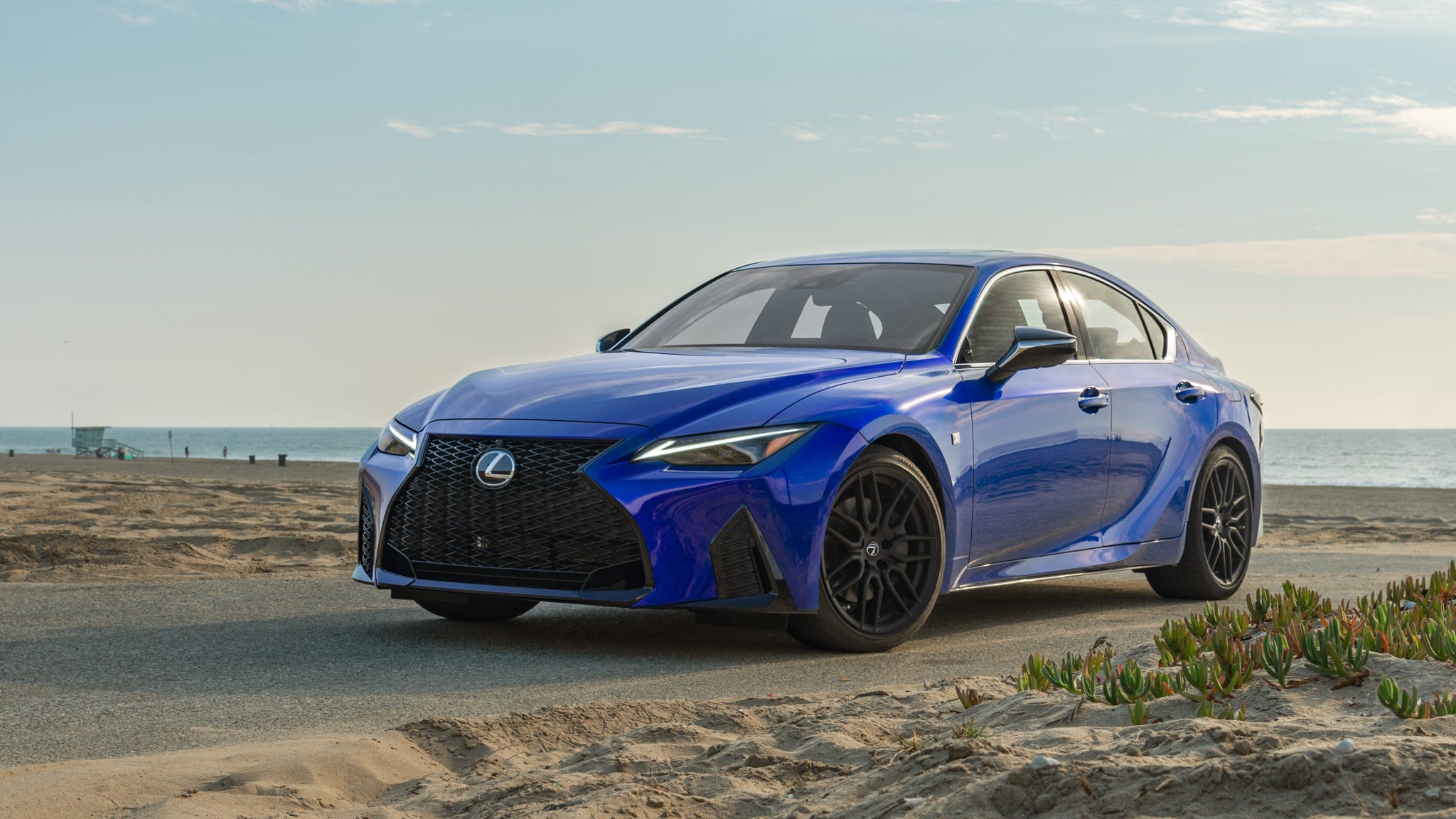 2048x1152 Lexus IS 350 RWD F Sport First Drive Review