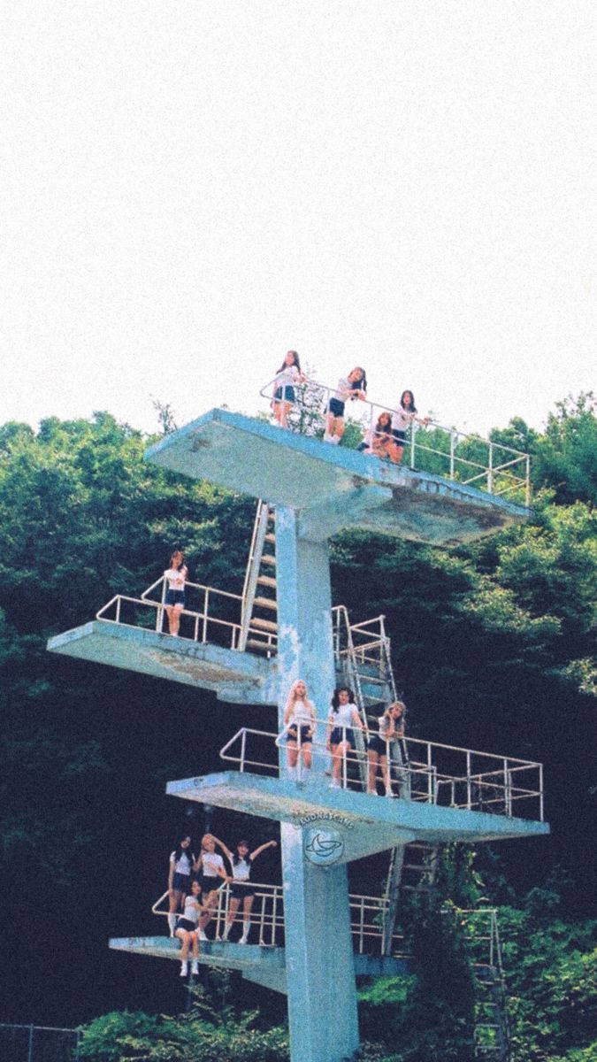 675x1200 loona wallpaper