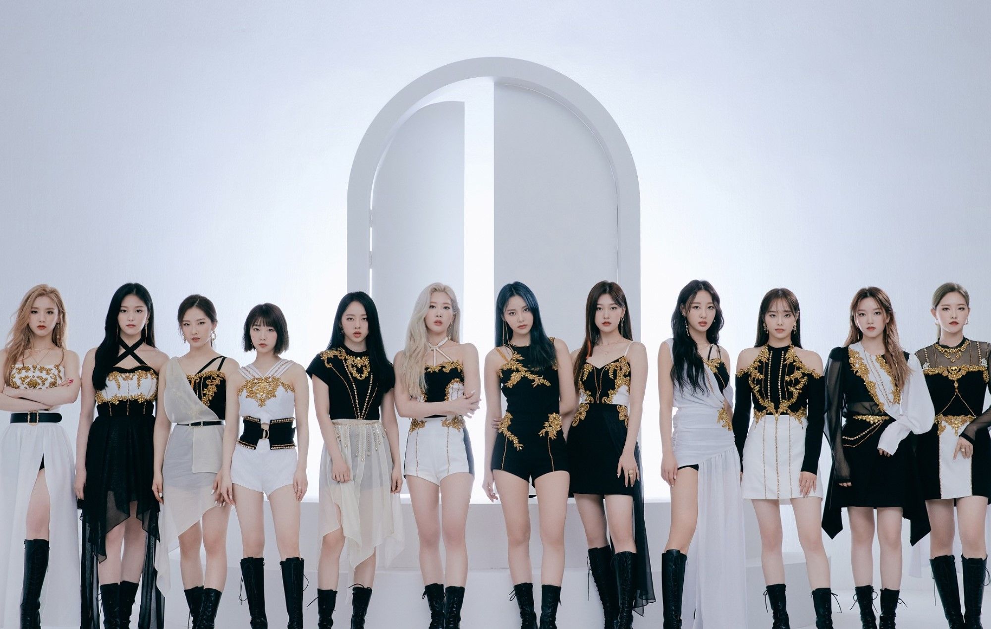 2000x1270 LOONA Make Their Much Anticipated Return With 'PTT (Paint The Town)'