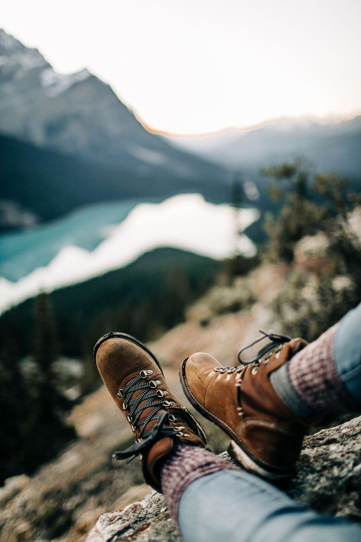 736x1104 Hiking Boots Wallpaper