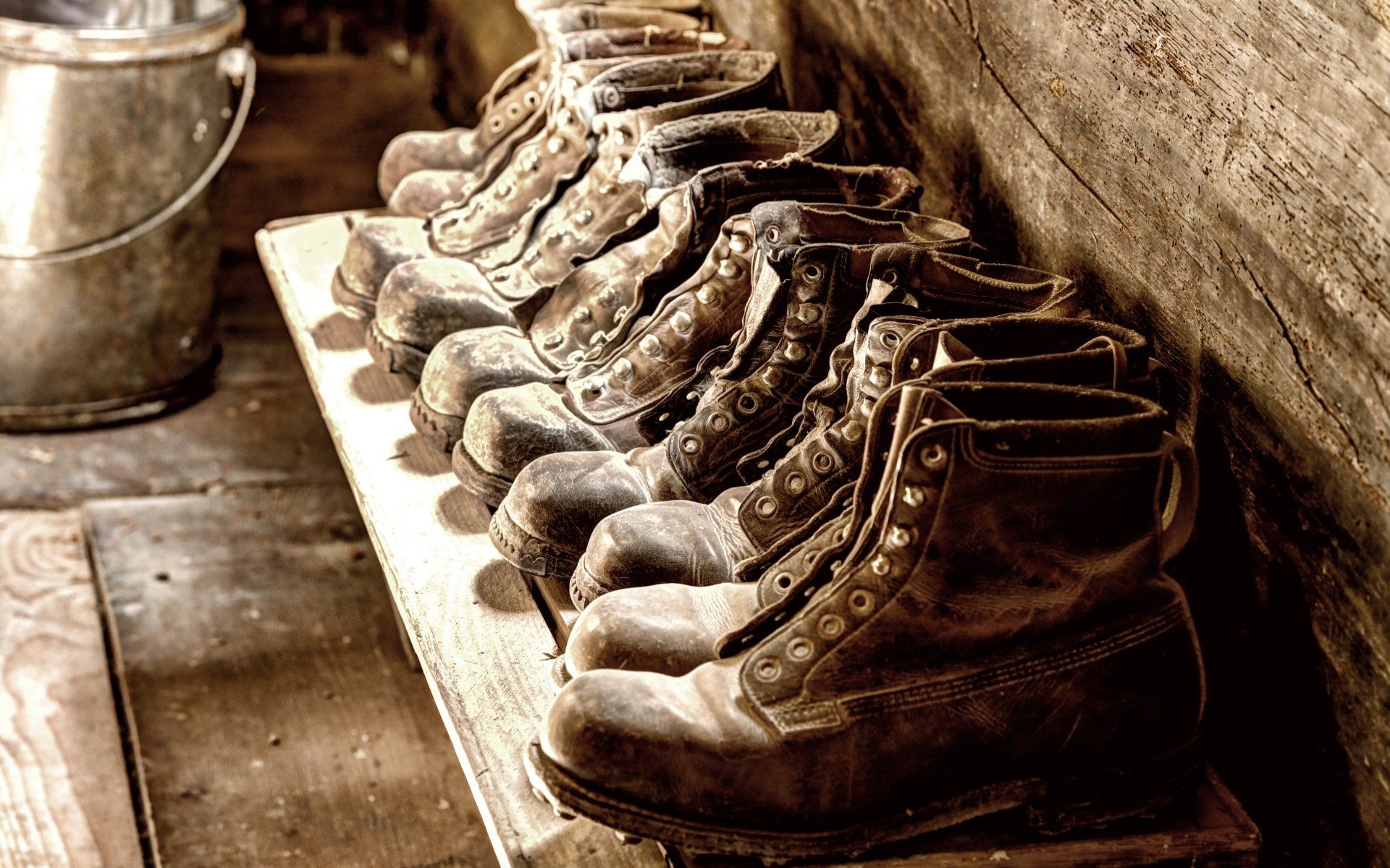 1920x1200 HD Wallpaper Work Boots (Man Made Shoes)x1200