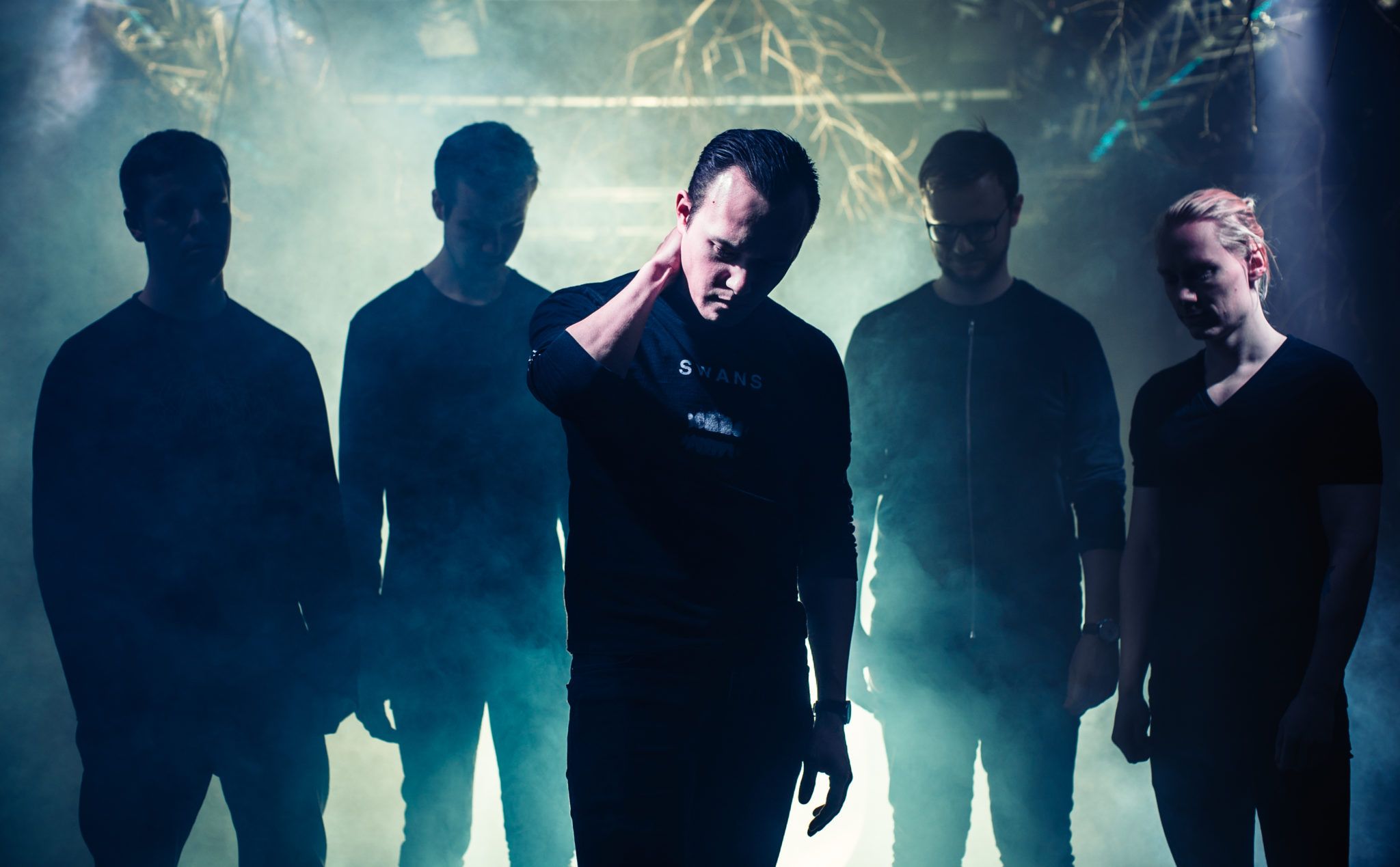 2048x1269 Video Premiere & Interview: Møl