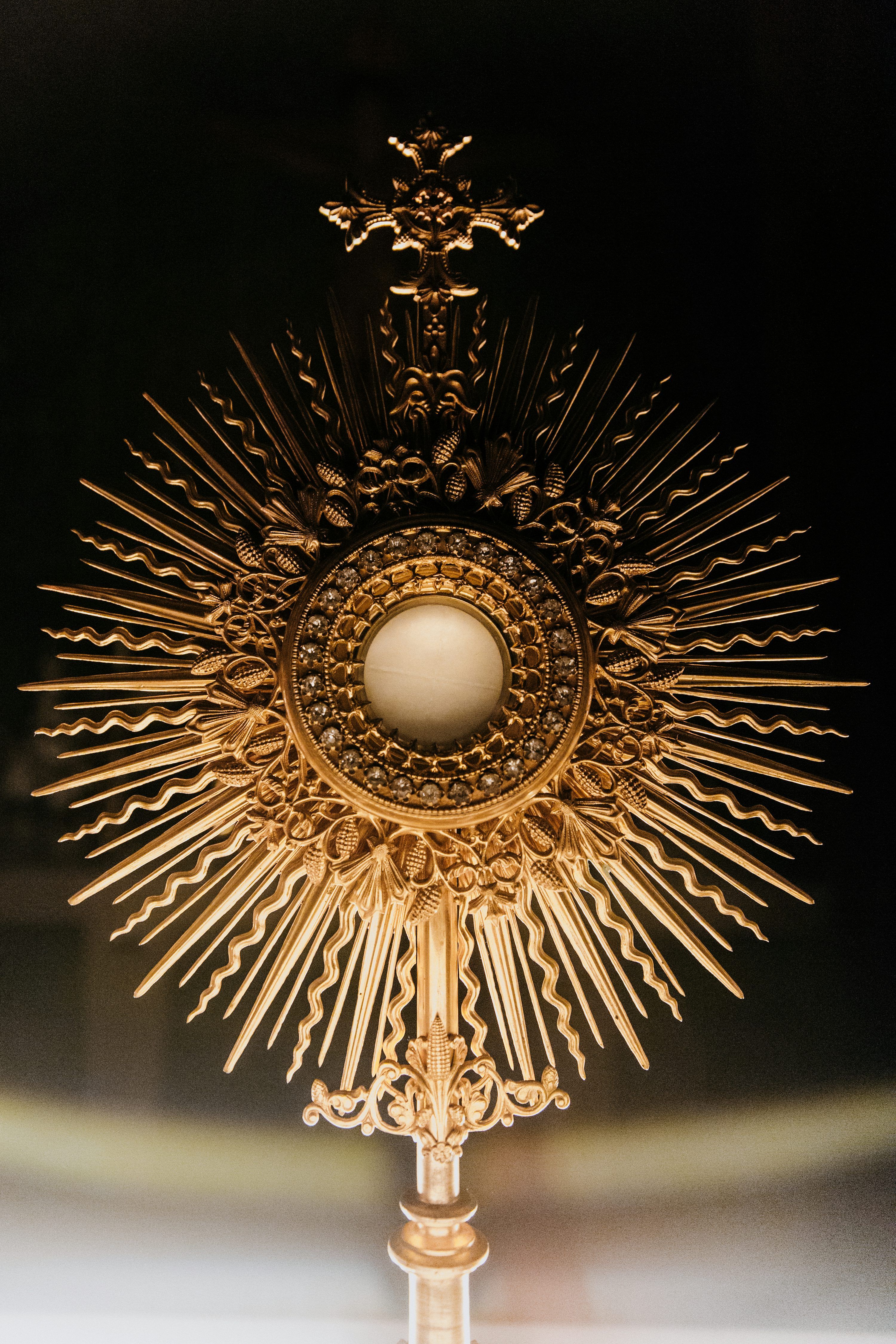 3000x4500 Eucharistic Adoration Picture. Download Free Image
