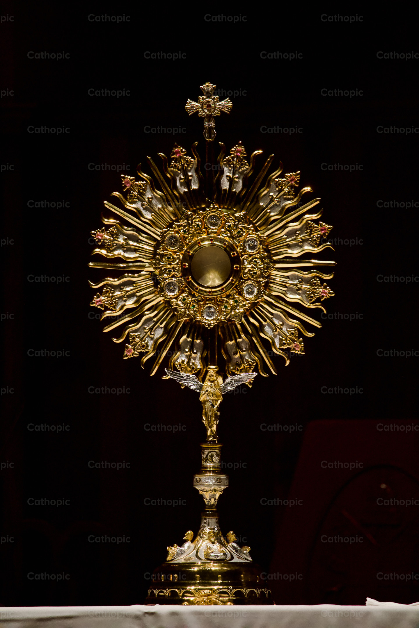 1440x2160 Holy hour