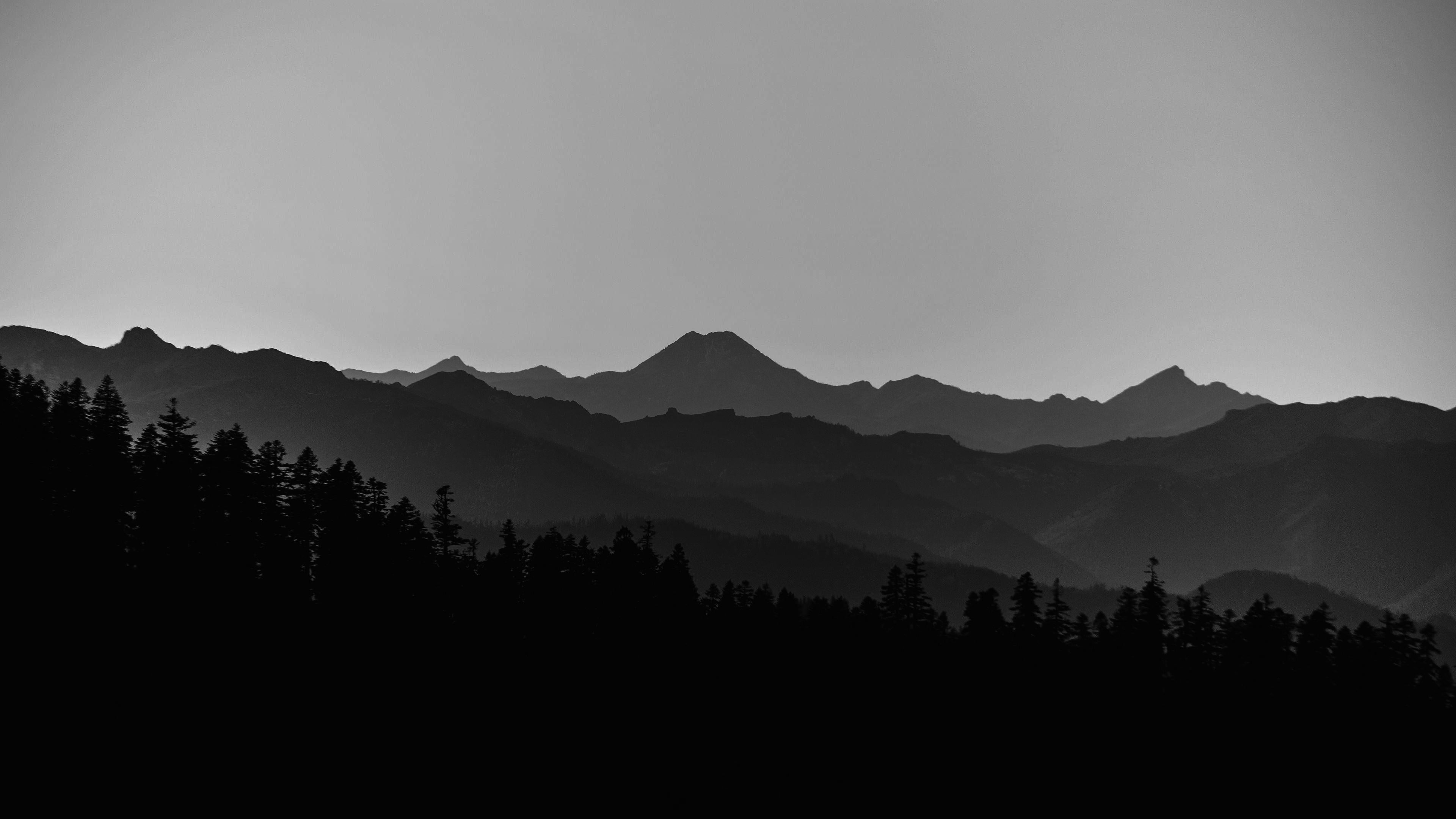 3840x2160 Mountain Grayscale [3840x2160]