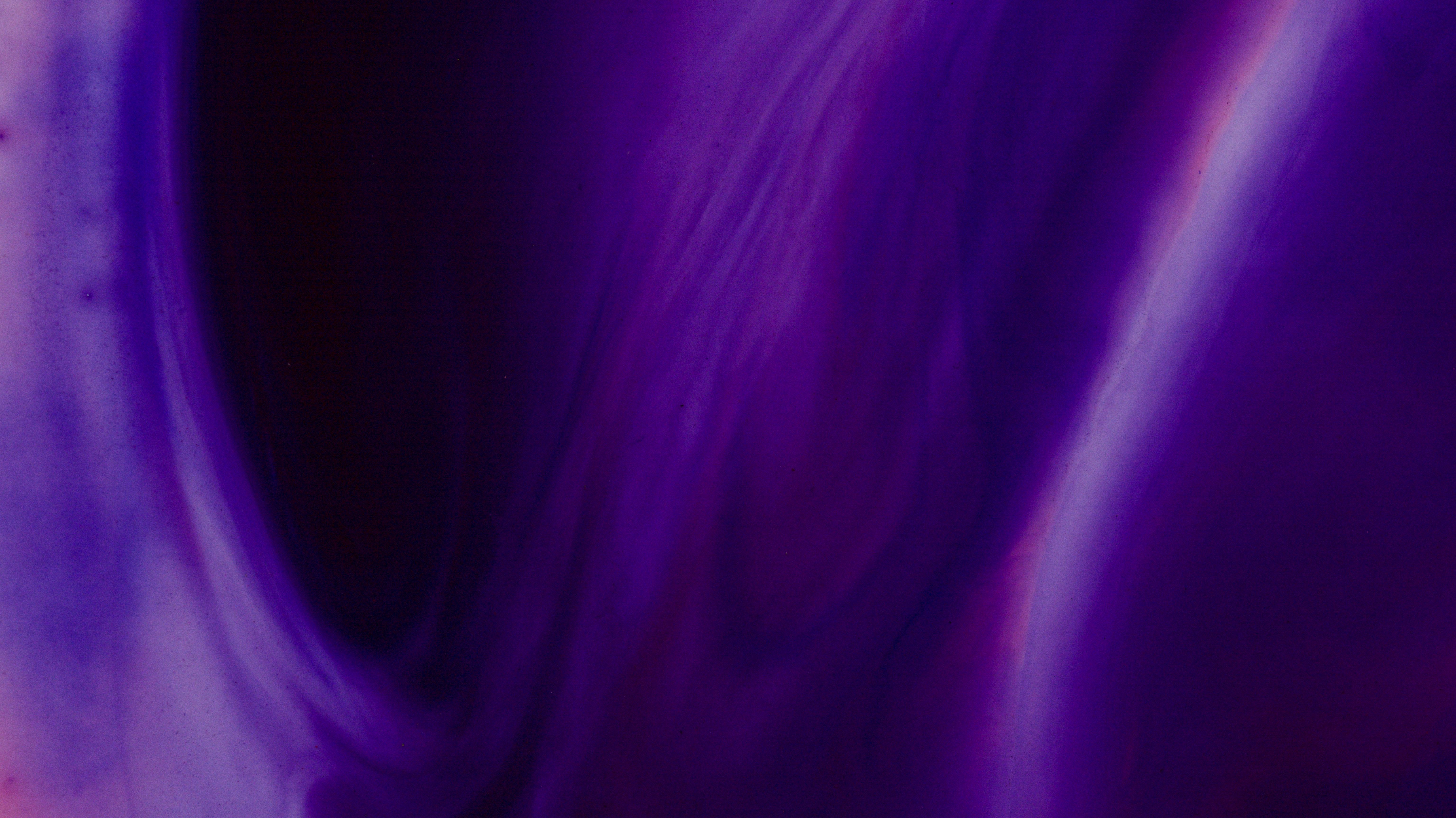 6144x3456 A Purple Background · Free