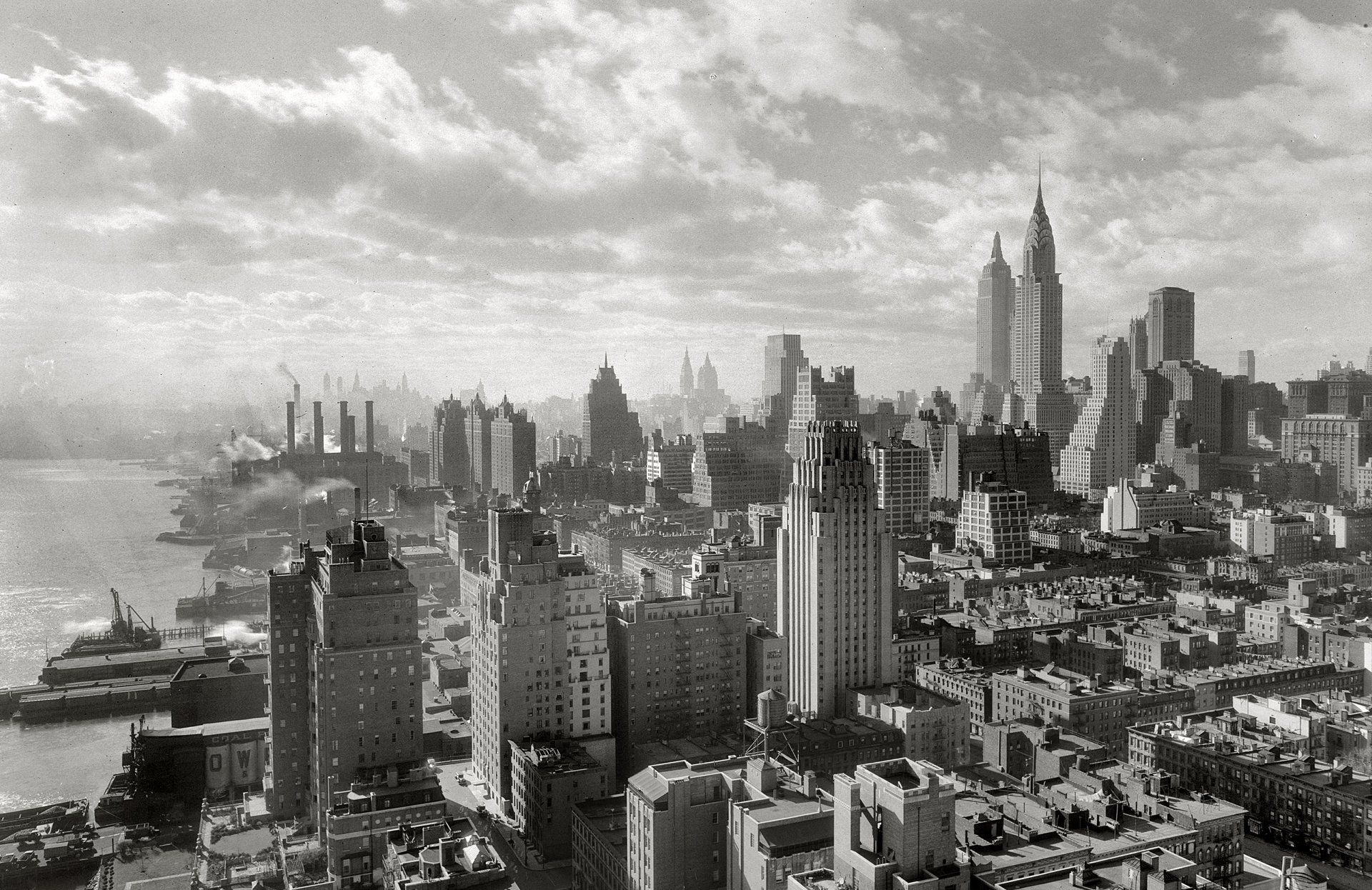 1920x1246 Vintage New York Skyline: Iconic Black & White Cityscapex1246