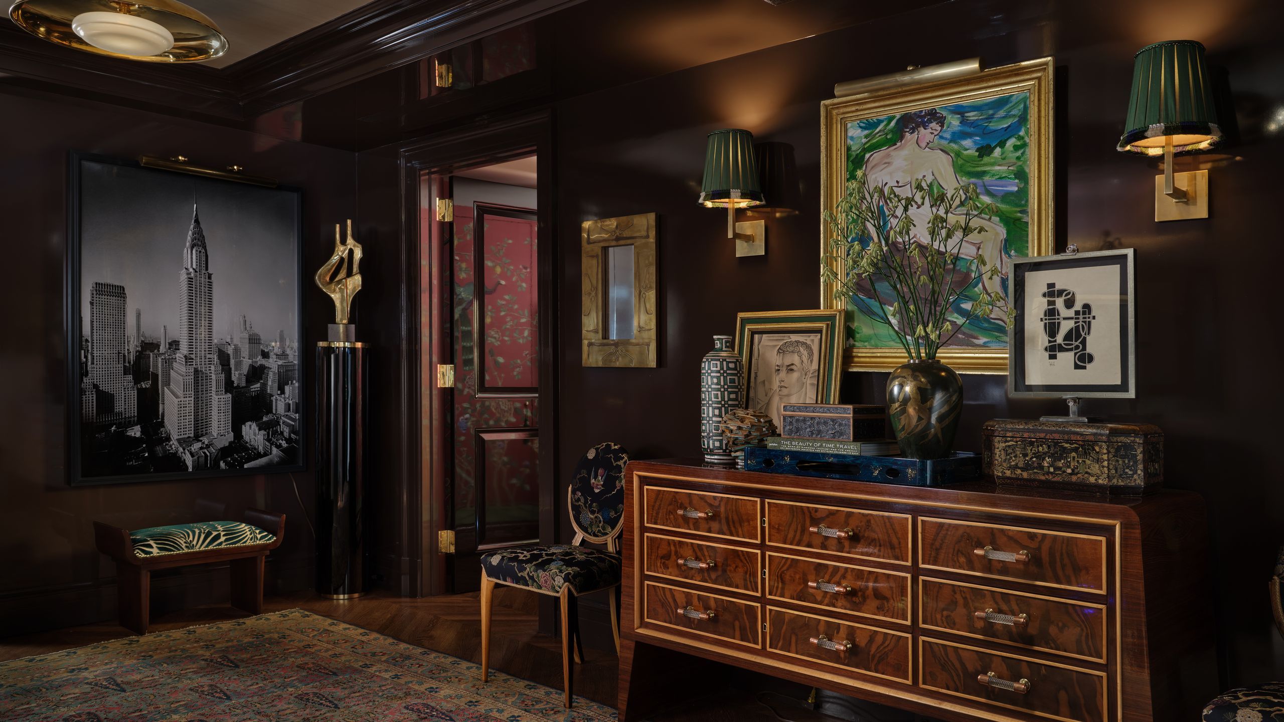 2560x1440 Inside a West Village Apartment That Channels 1920s Glamour