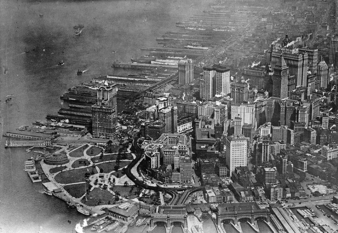 1080x745 An aerial view of the Lower Manhattan, New York City, in September 1921