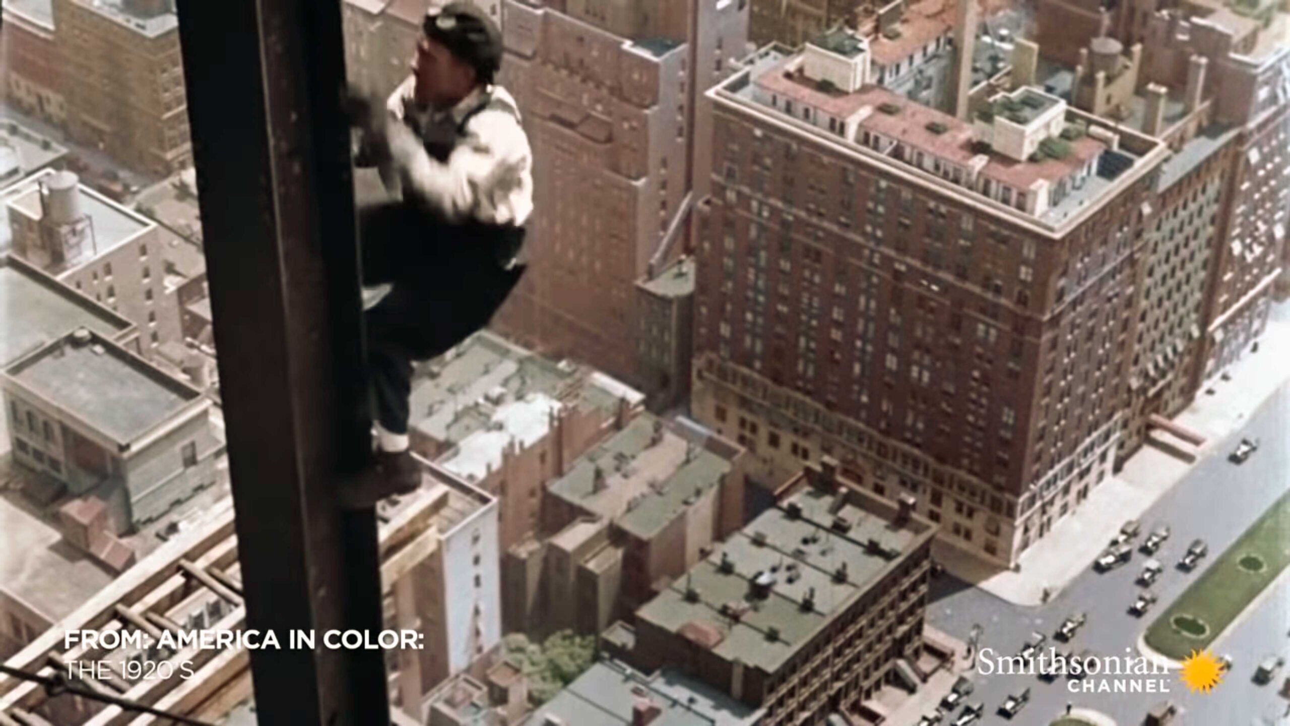 2560x1440 These Videographers Risked Their Lives to Film 1920s New York Skyscrapers. Architectural Photography Almanac