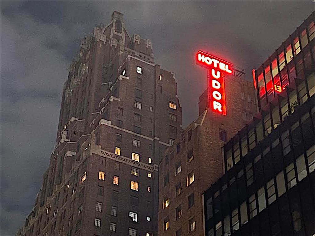 1024x768 Ephemeral New York