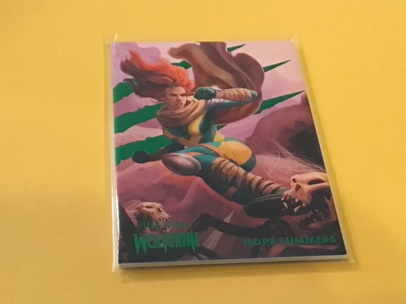 1600x1200 FLEER ULTRA WOLVERINE GREEN FOIL Hope Summers NICE