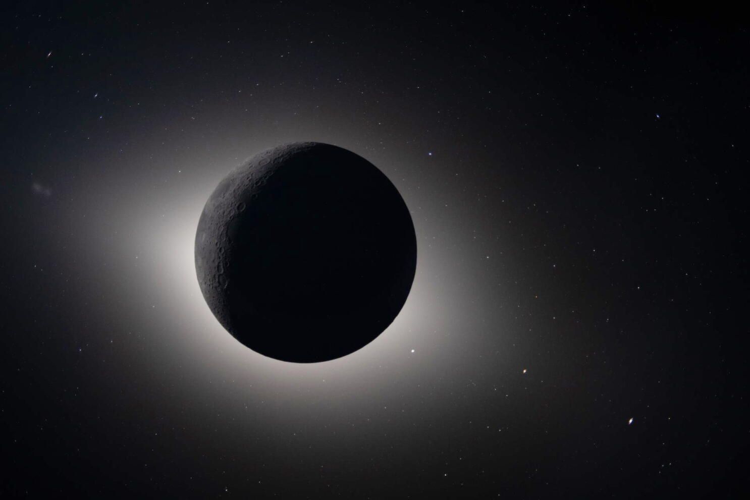 1486x991 Photos from the dark side of the moon by Artemis II Angeles Times