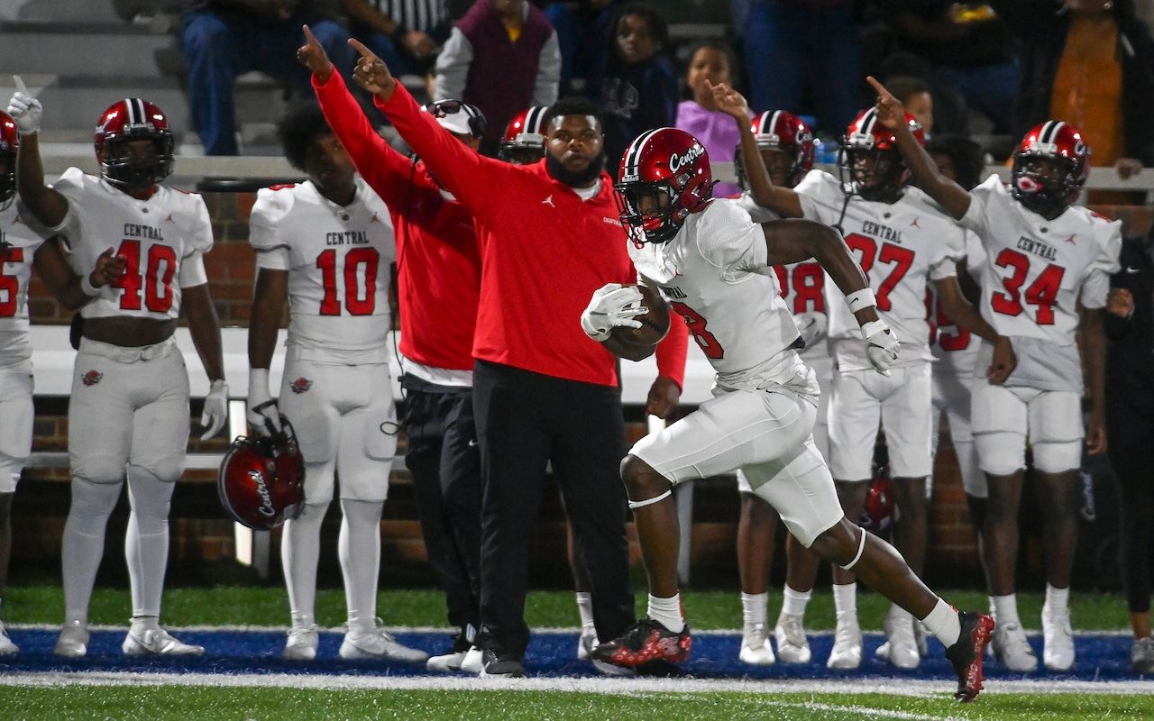 1280x800 Texas A&M Commit Cam Coleman Stars As No. 1 Central Phenix City Downs No. 3 Auburn