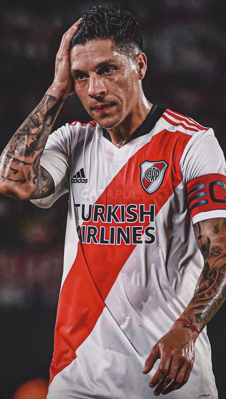 720x1269 Enzo Pérez