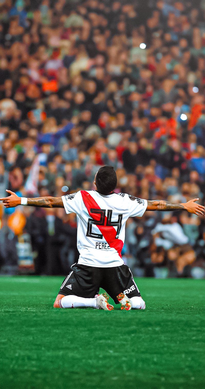 800x1512 Enzo Pérez Wallpaper