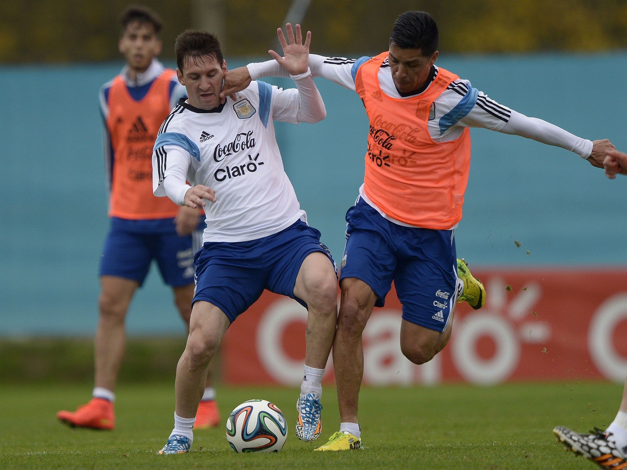 2048x1536 Manchester United transfer news: Enzo Perez reveals interest from Old Trafford