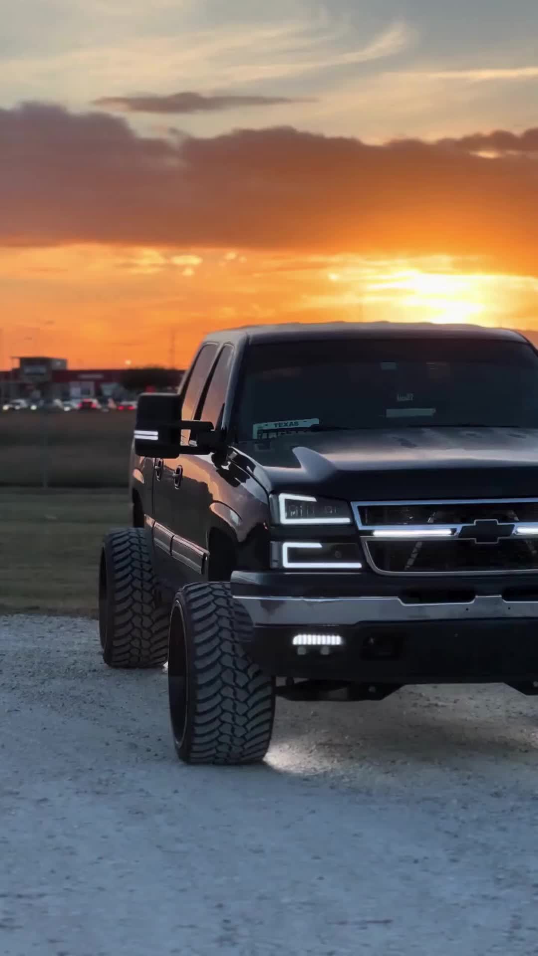 1080x1920 Cateye Trucks