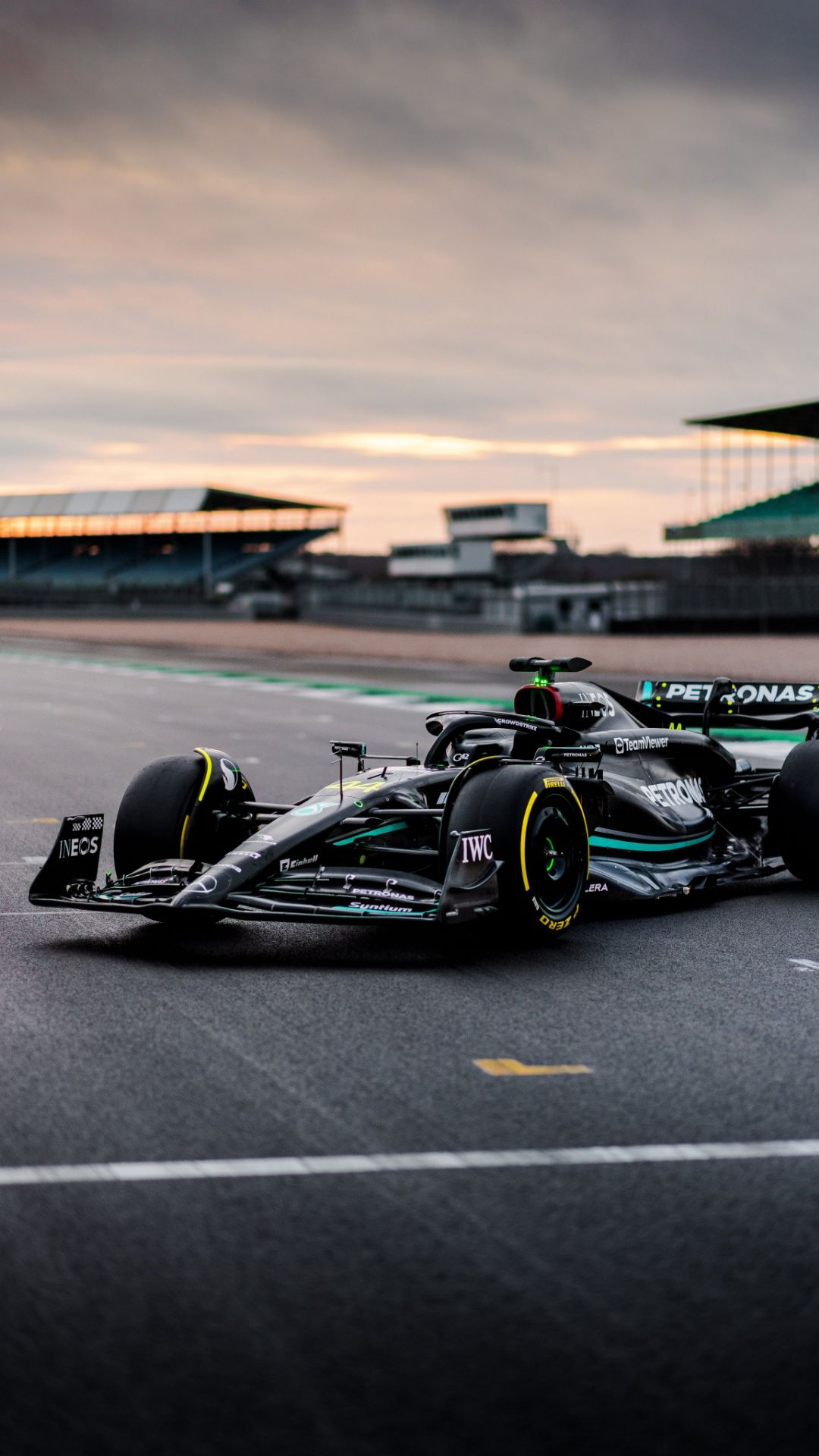 1080x1920 Best Mercedes W15 Wallpaper [ HQ ]