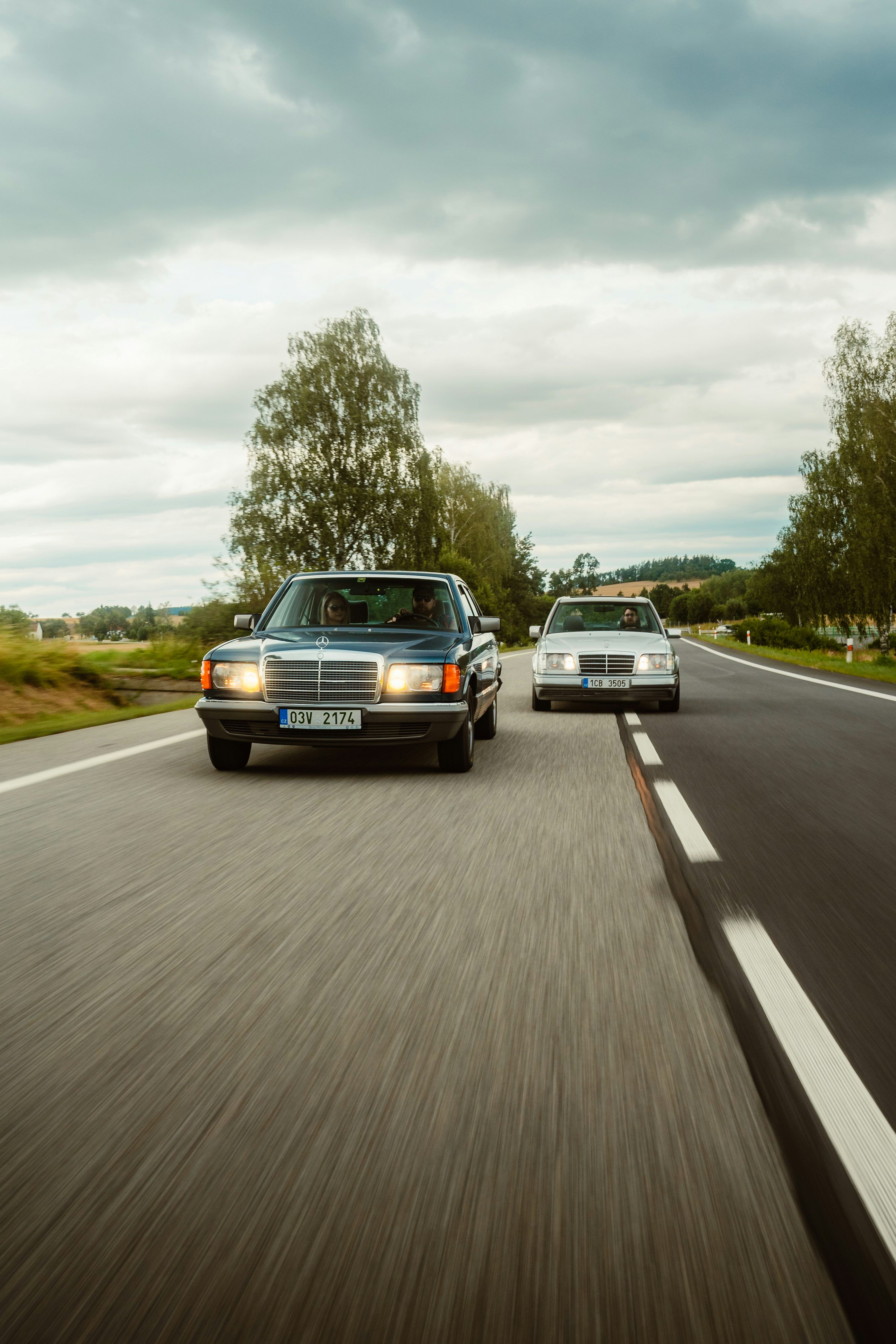 3000x4499 W124 Picture. Download Free Image