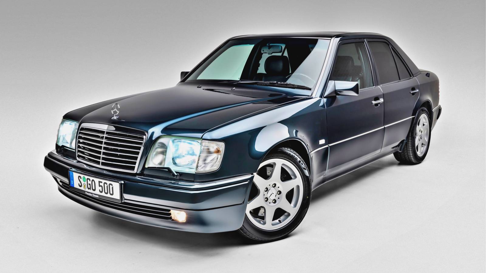 1600x900 Why The W124 Is Considered The Coolest Mercedes Of All Time