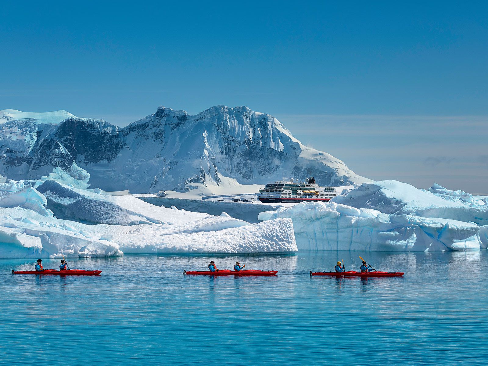1600x1200 Adventure to Antarctica with Hurtigruten. Travel Agent Central