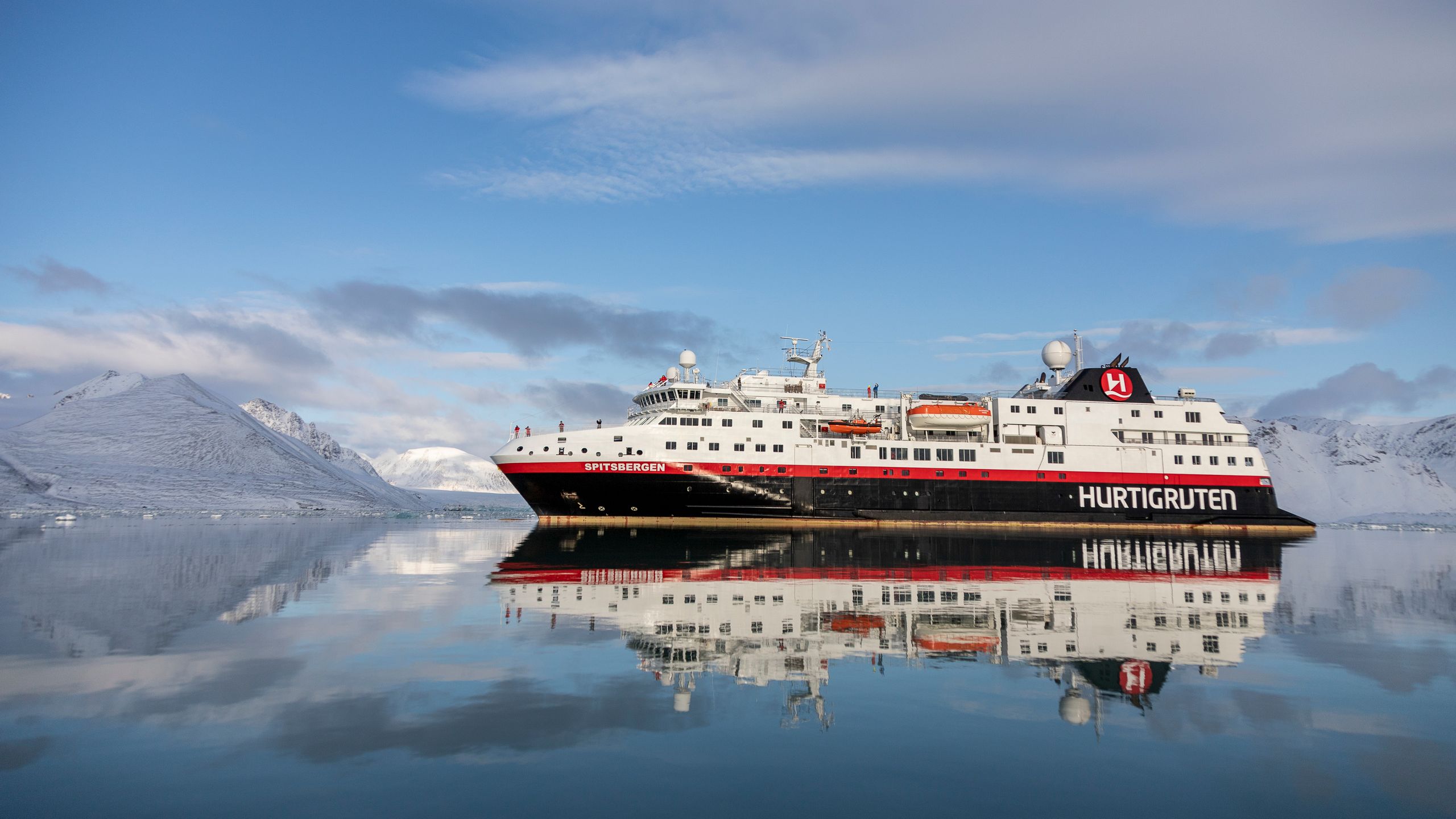 2560x1440 MS Spitsbergen Ship Review. Condé Nast Traveler