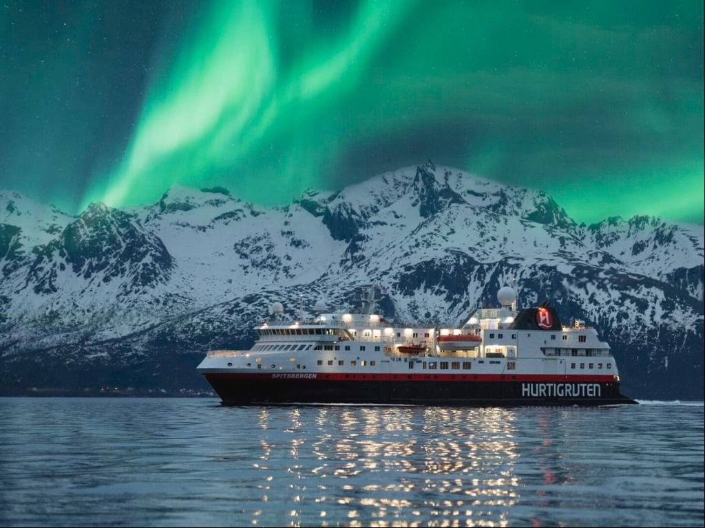 1024x768 Hurtigruten Extends Northern Lights Promise For 2024 2025