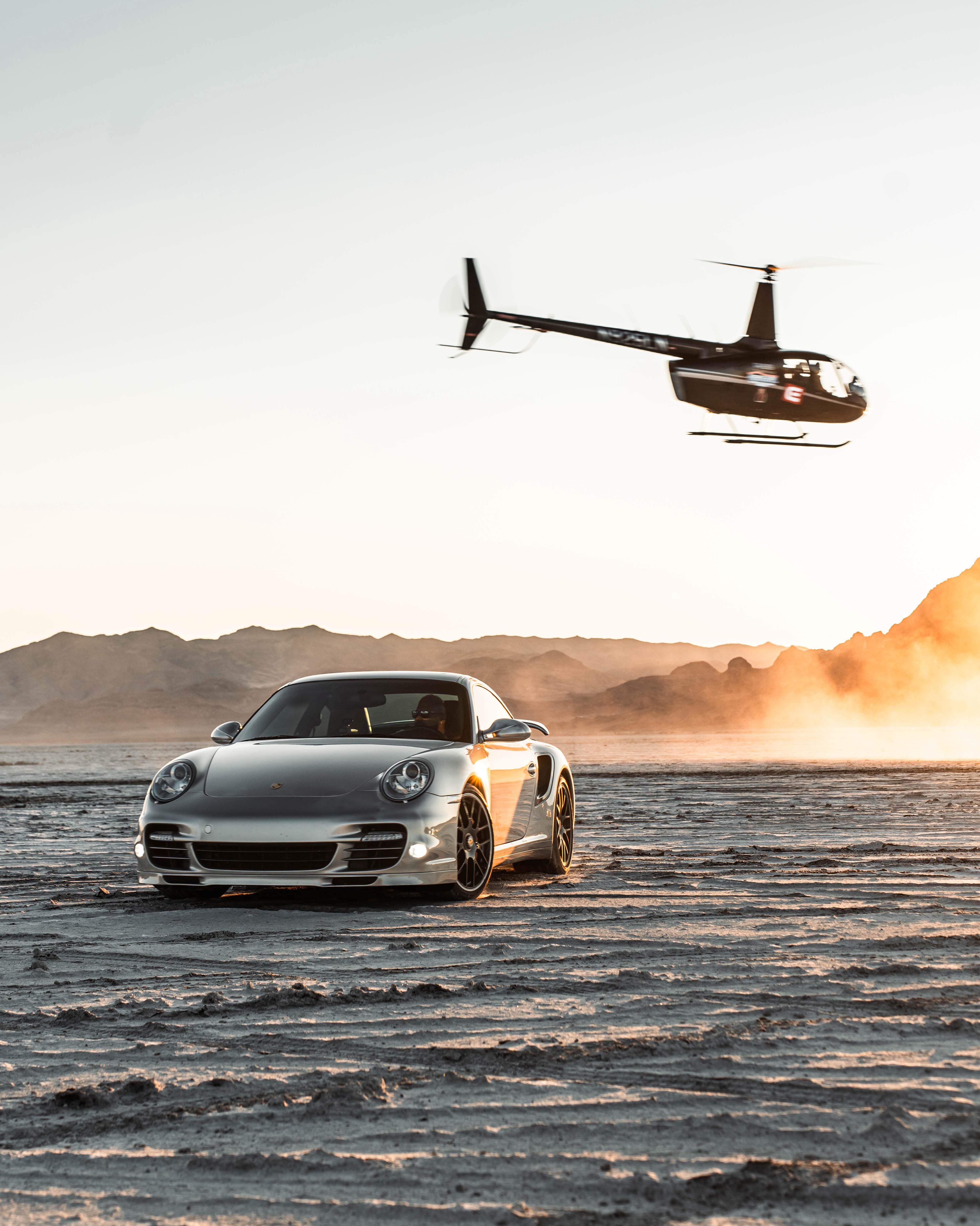 4130x5162 Porsche 911 Turbo & Helicopter [4130x5162]