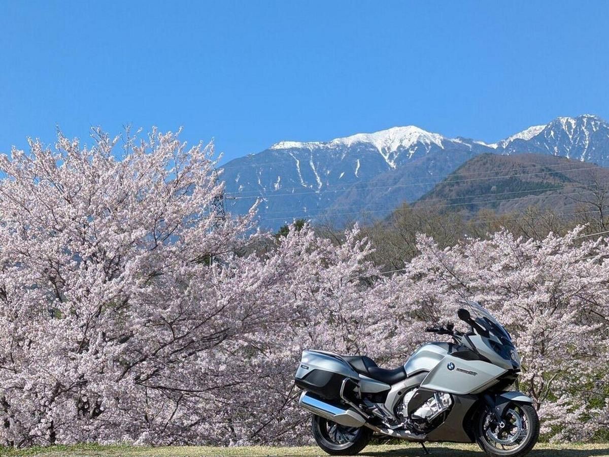 1200x900 Tandem Performance Is God Tier! Effortless Riding That Makes Ultra High Speed Cruising Feel Safe: BMW K1600GT [Webike My Bike Pickup]