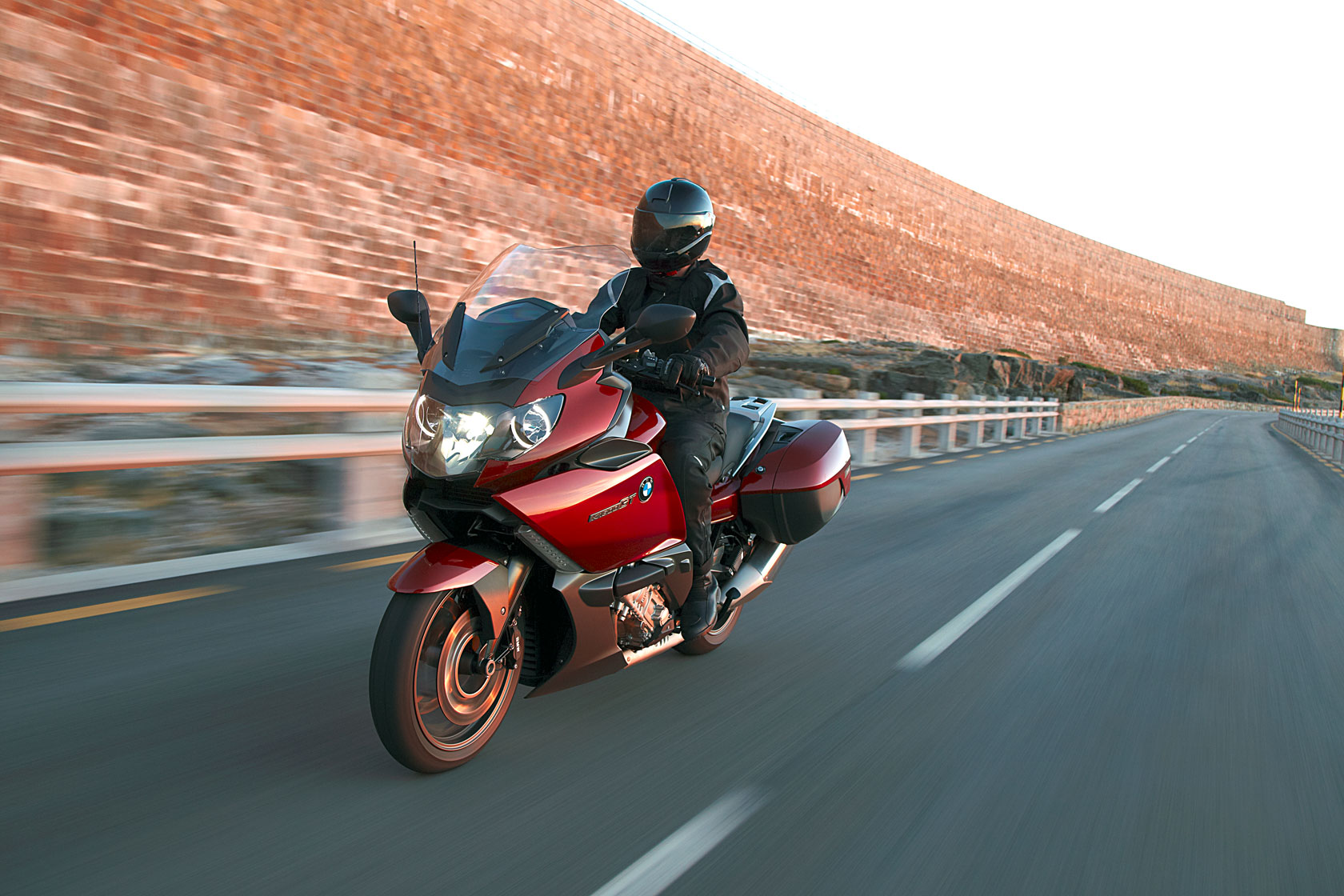1680x1120 BMW K1600GT (2011 2012) Specs, Performance & Photo