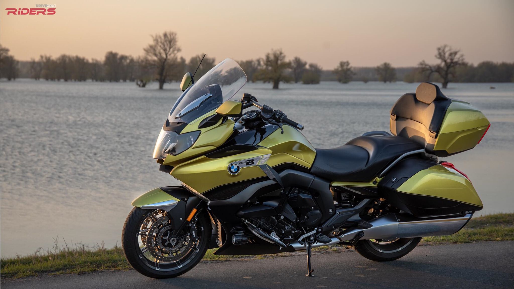 2048x1152 BMW K1600 Grand America Review