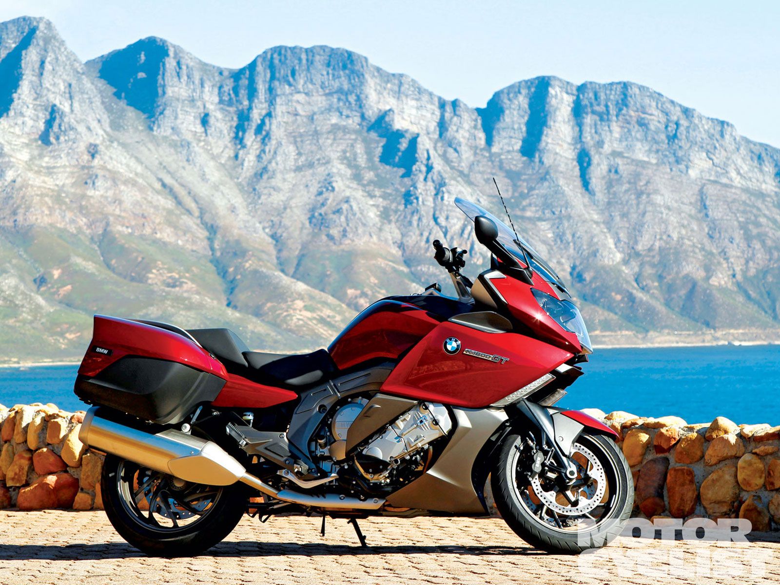 1600x1200 BMW K1600GT