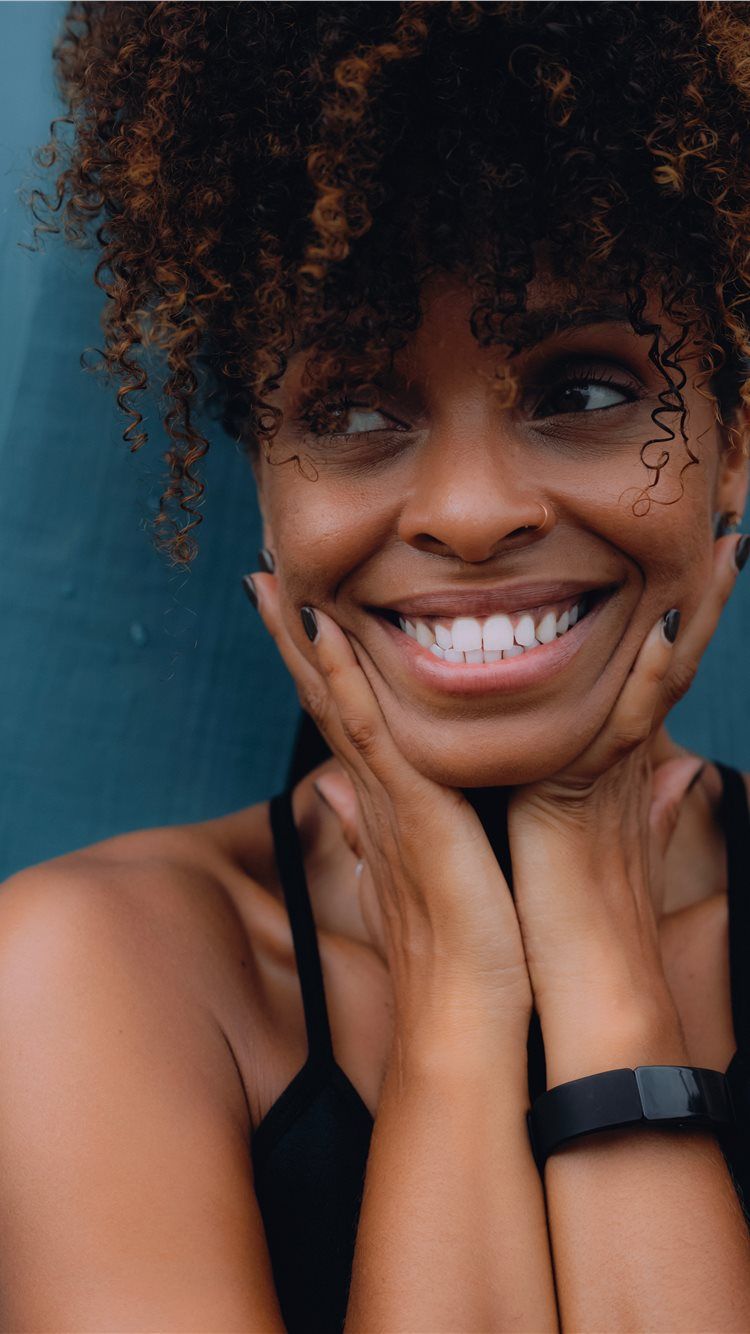 750x1334 natural hair curly hair black girl iPhone 8 Wallpaper Free Download