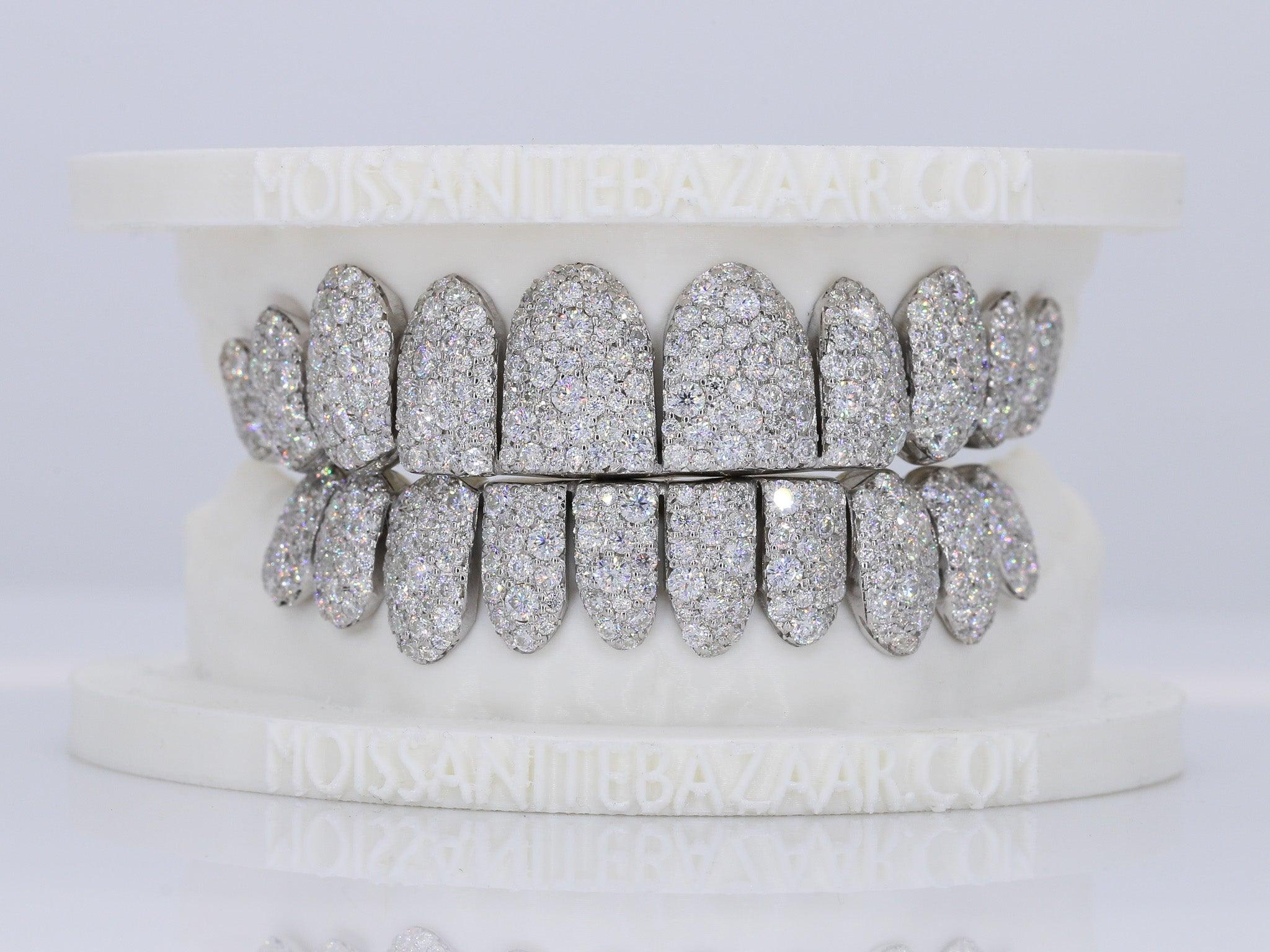 2048x1536 Mosaic Snow VVS Moissanite Diamond Grillz